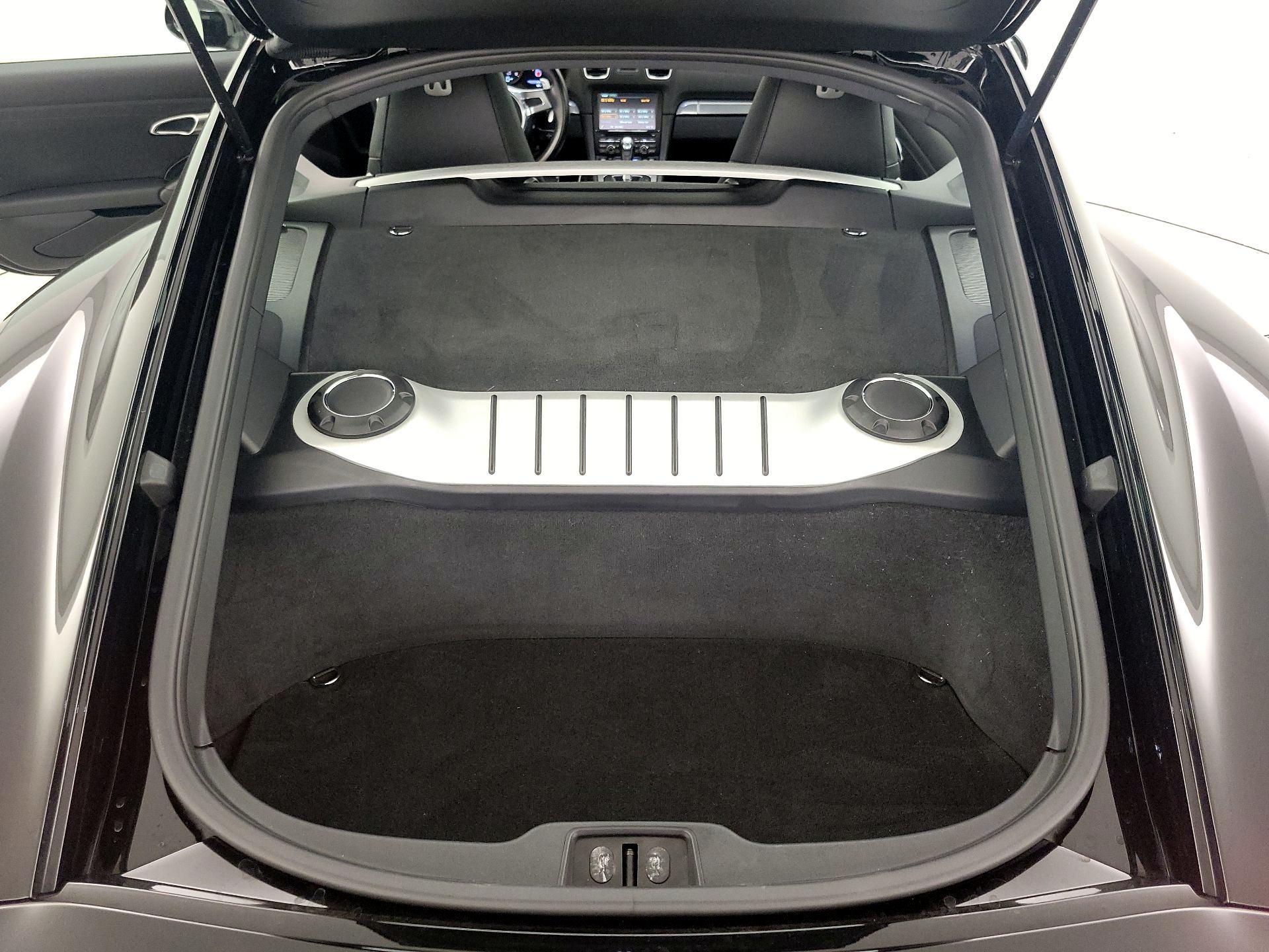 Thumbnail: 2016 Porsche Cayman - 18