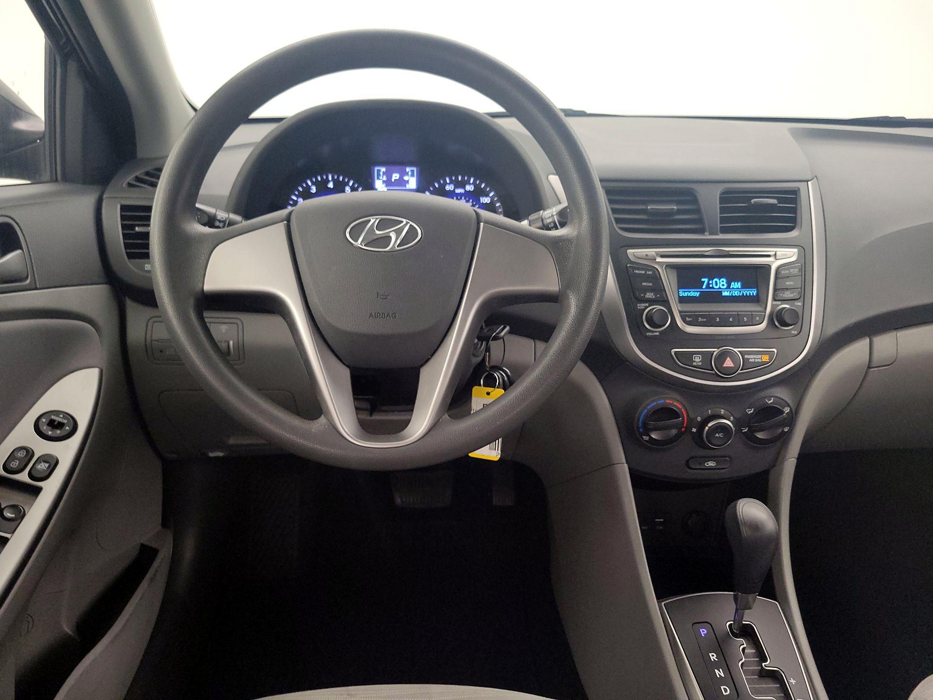 Thumbnail: 2017 Hyundai Accent - 10