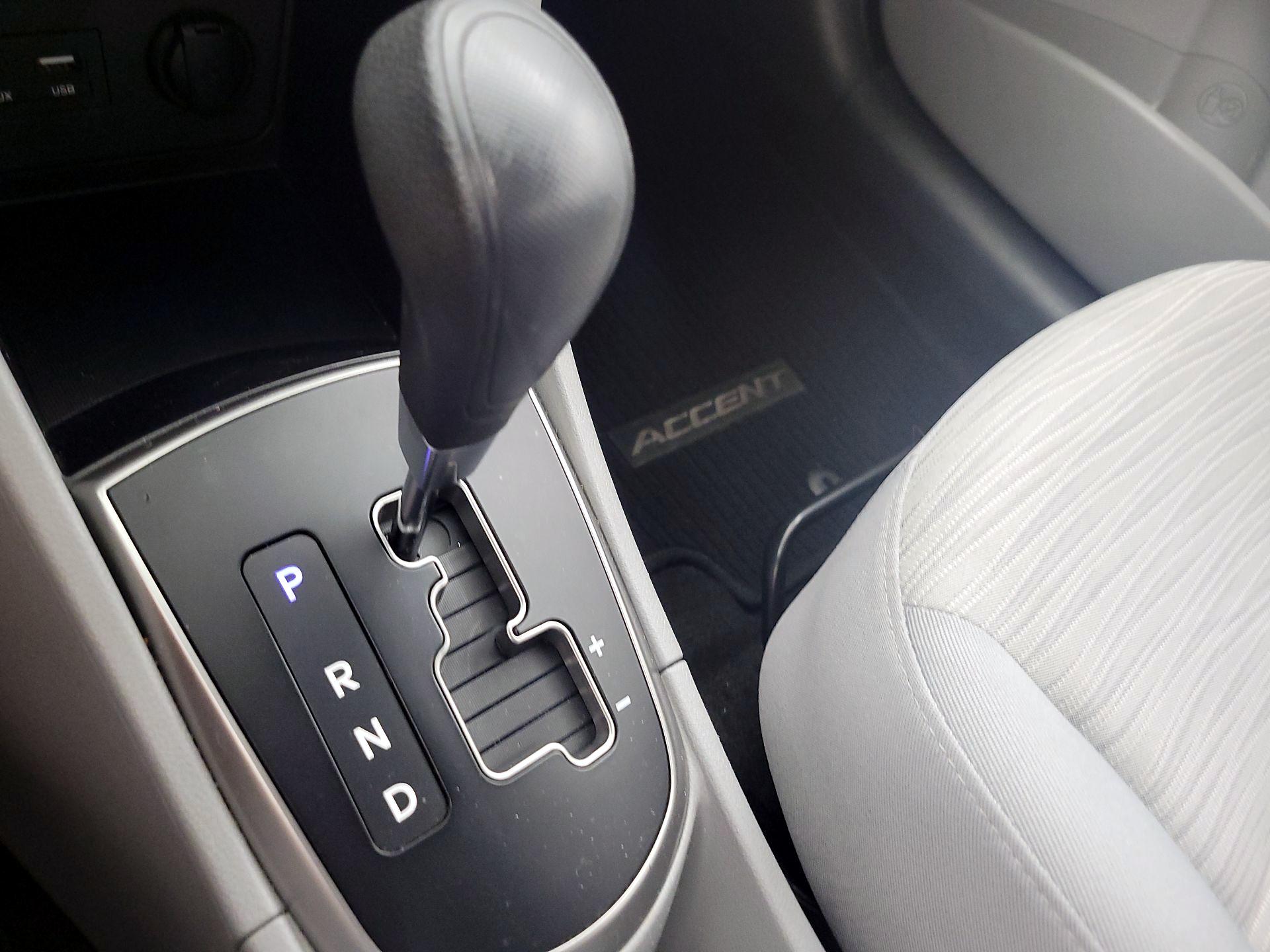 Thumbnail: 2017 Hyundai Accent - 16