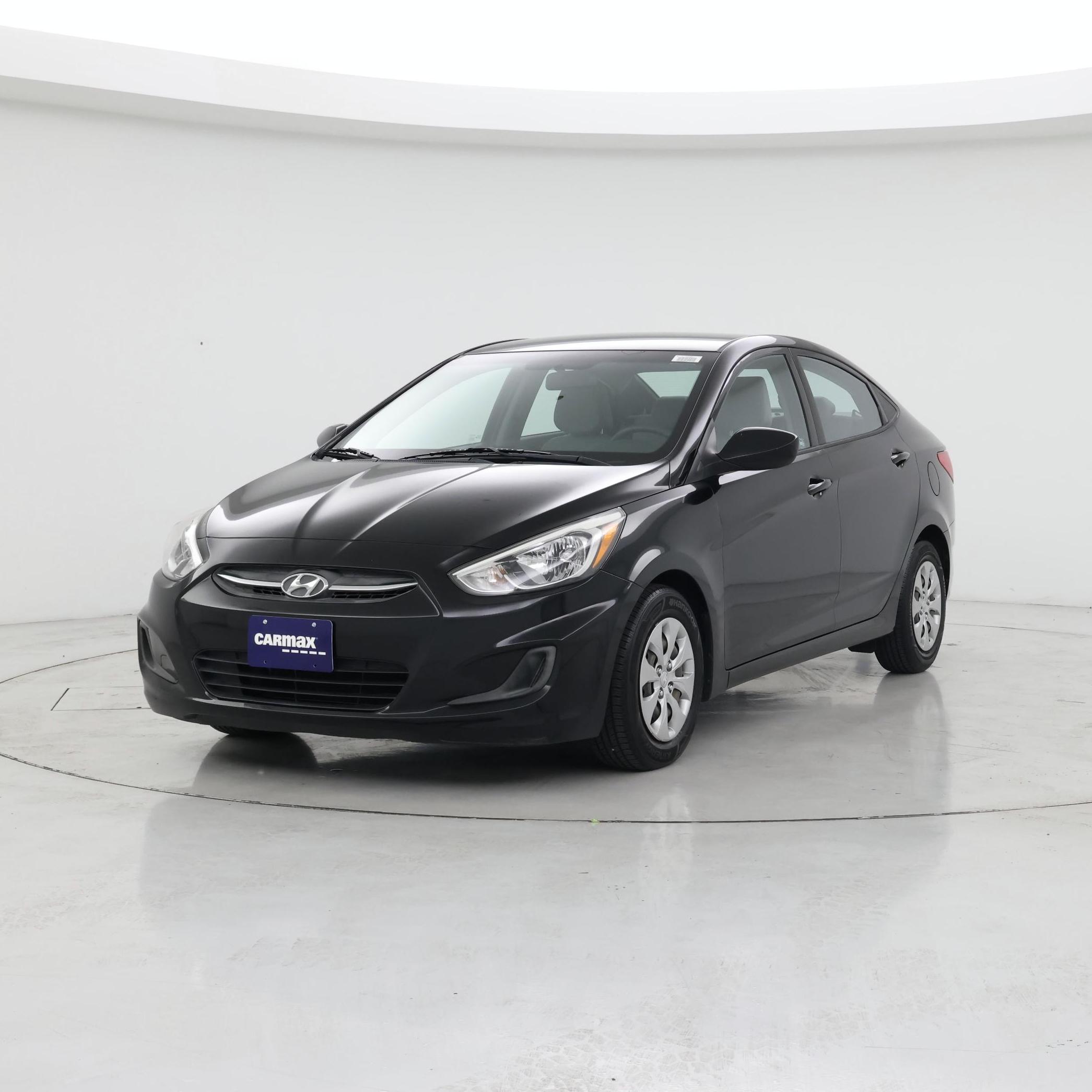 Thumbnail: 2017 Hyundai Accent - 4