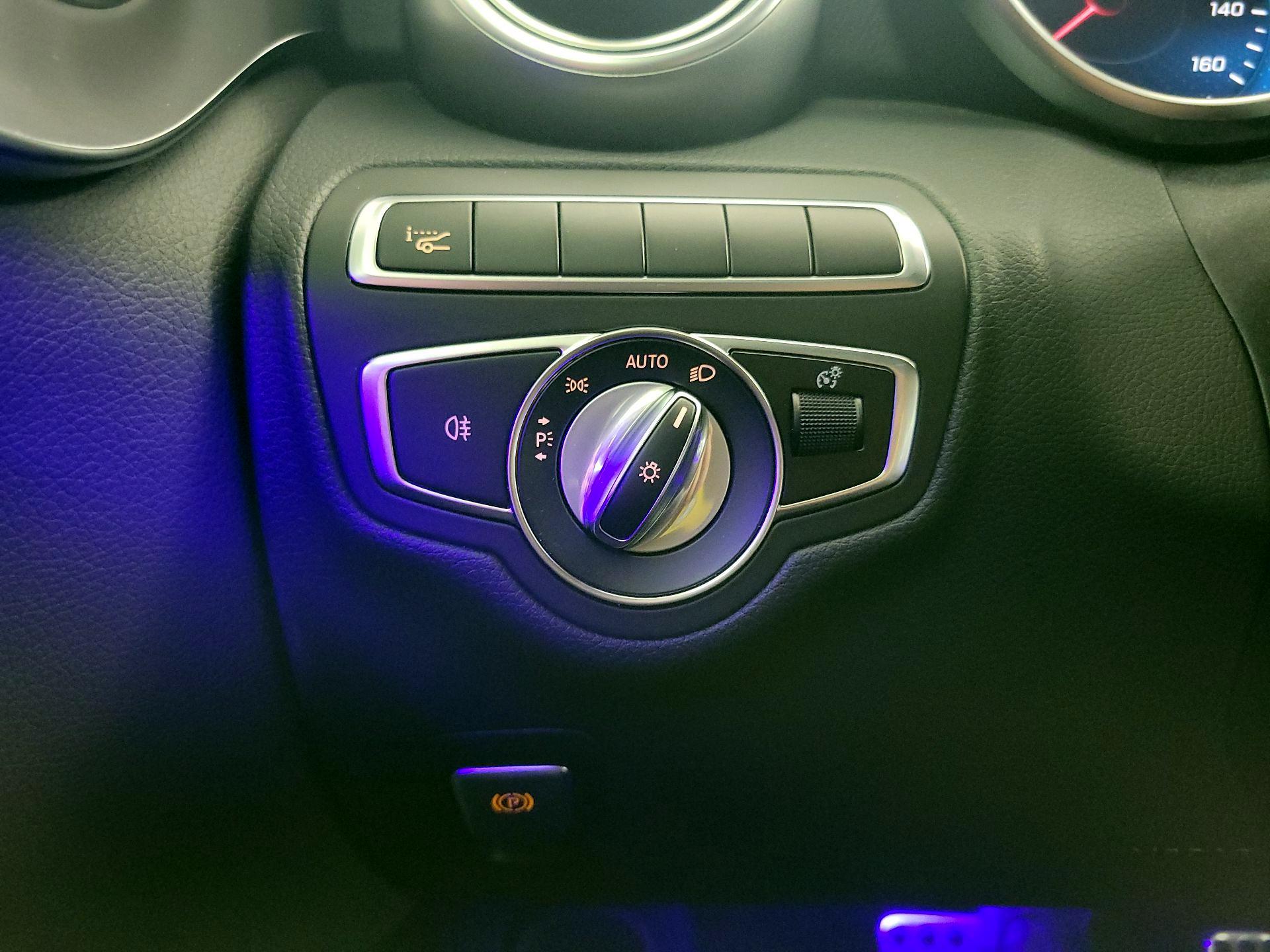 Thumbnail: 2021 Mercedes-Benz C-Class - 13