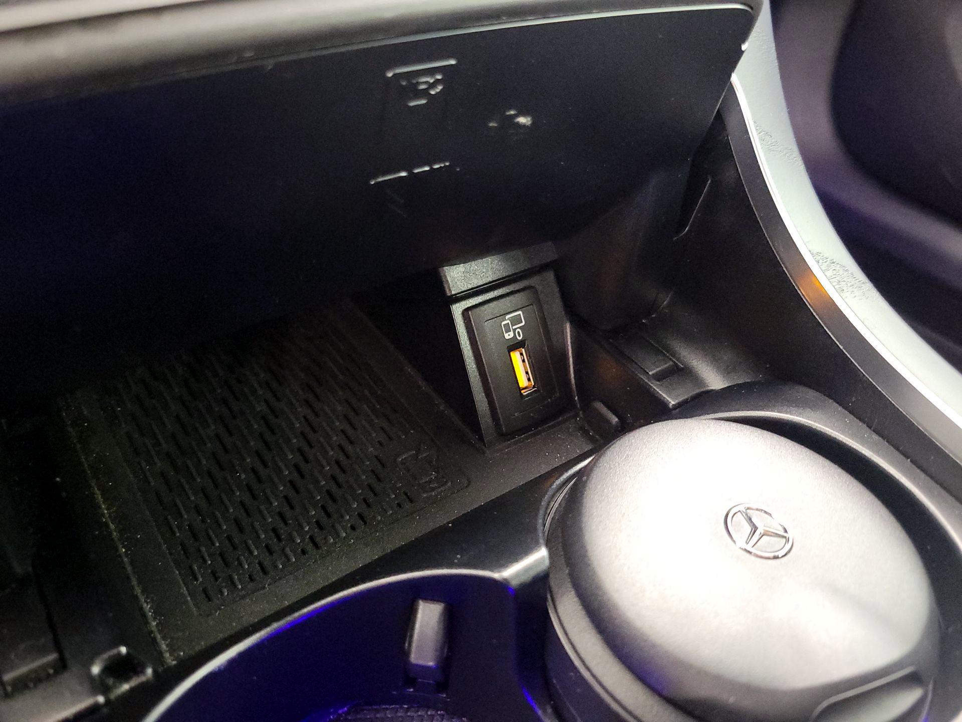 Thumbnail: 2021 Mercedes-Benz C-Class - 18