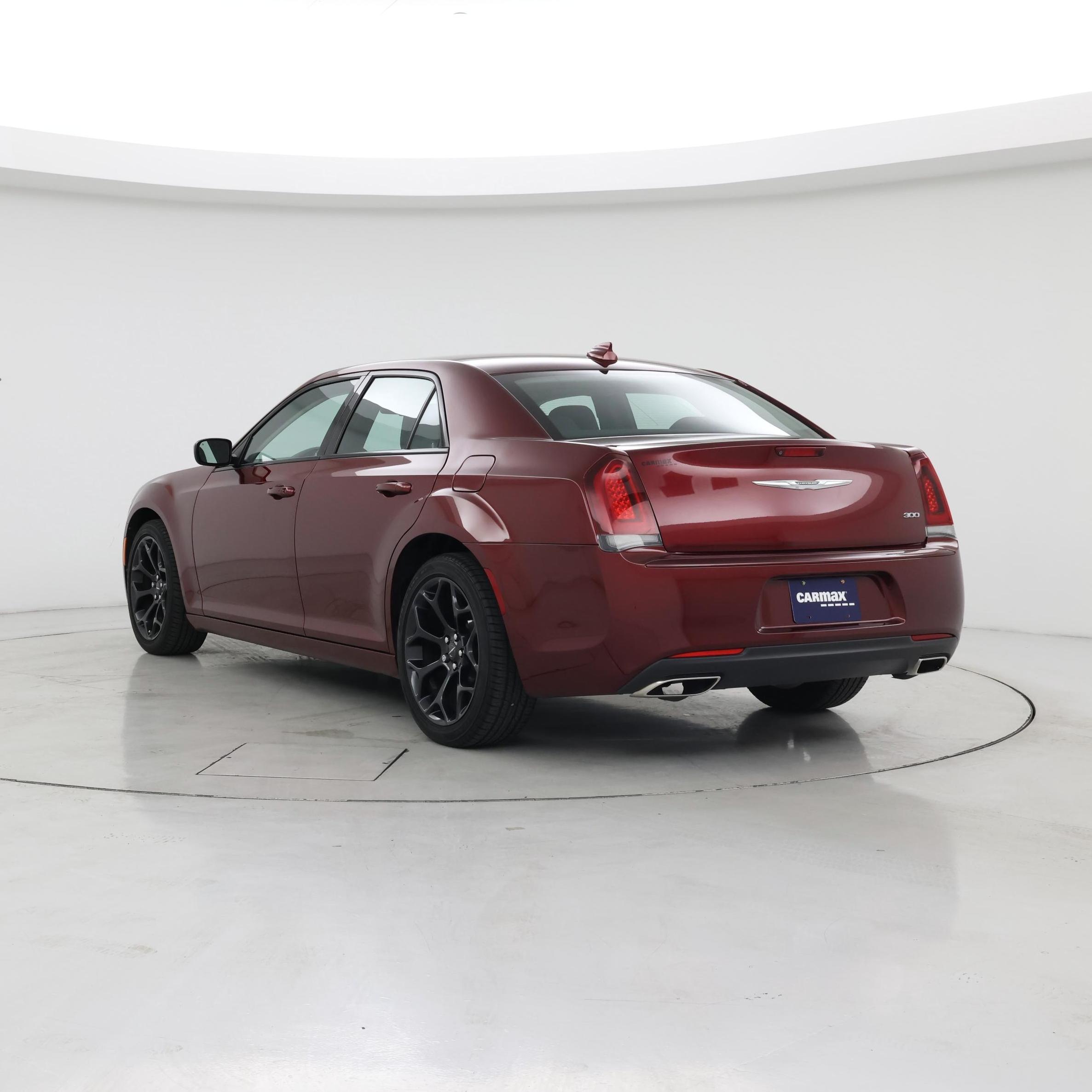 Thumbnail: 2019 Chrysler 300 - 2