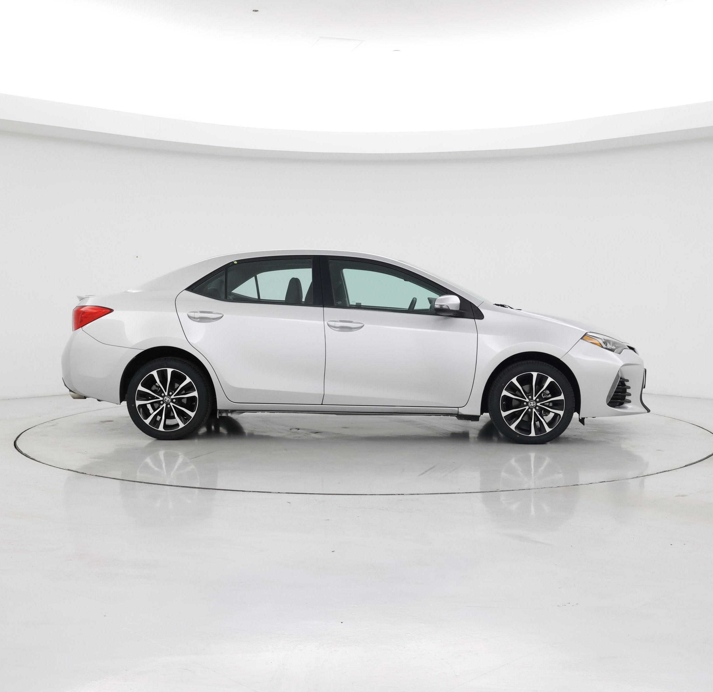 Thumbnail: 2017 Toyota Corolla - 7