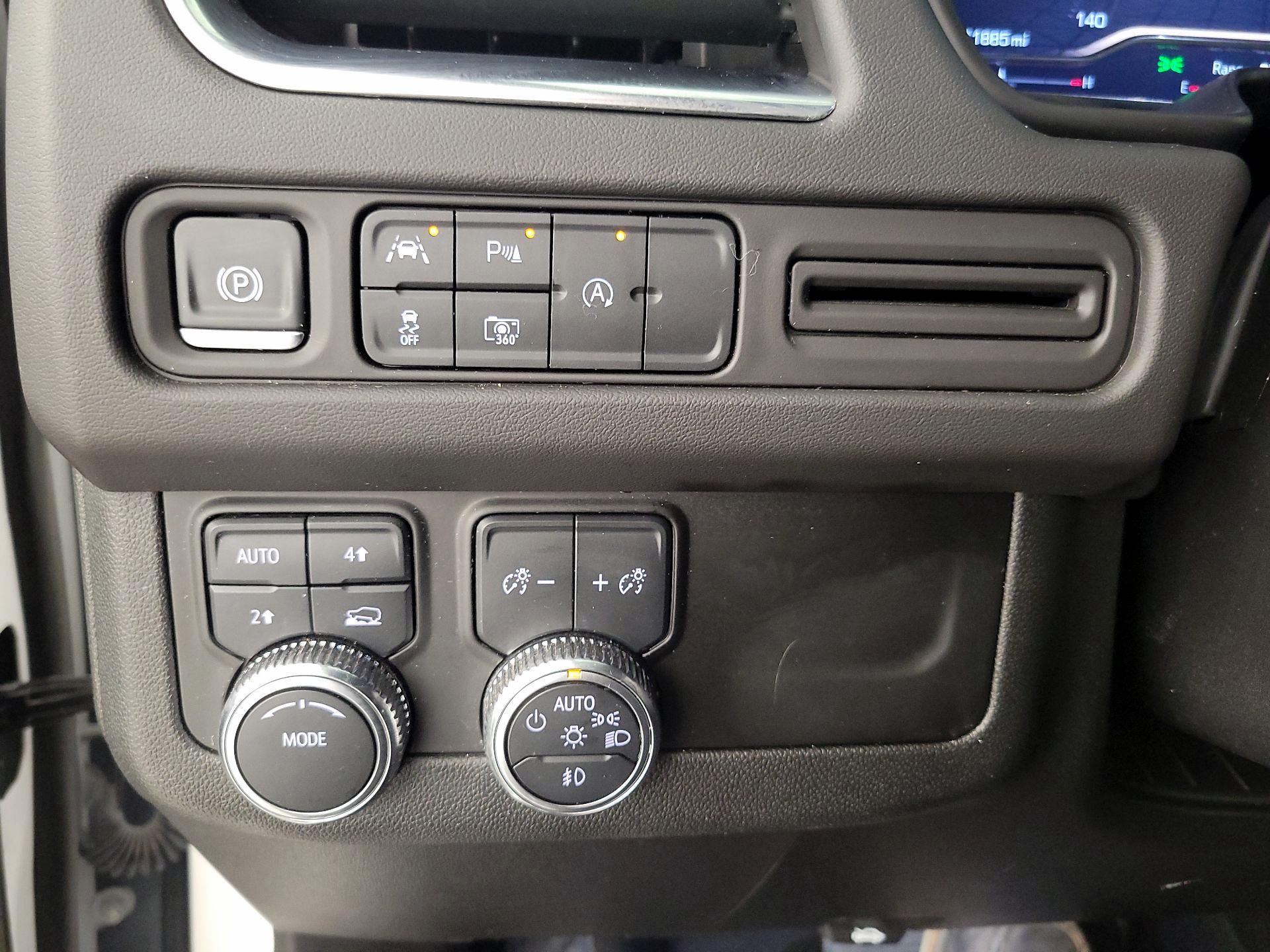 Thumbnail: 2024 GMC Yukon - 13