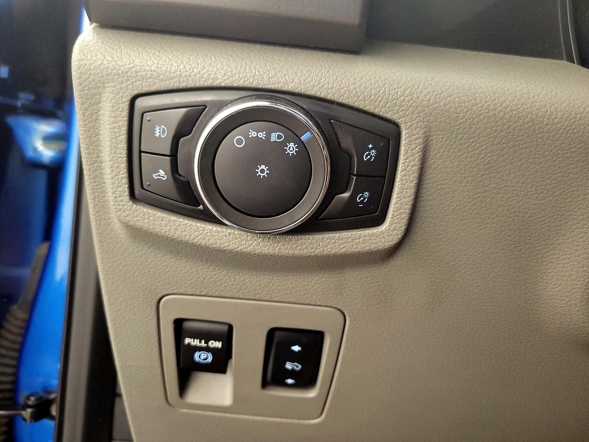 Thumbnail: 2016 Ford F-150 - 13