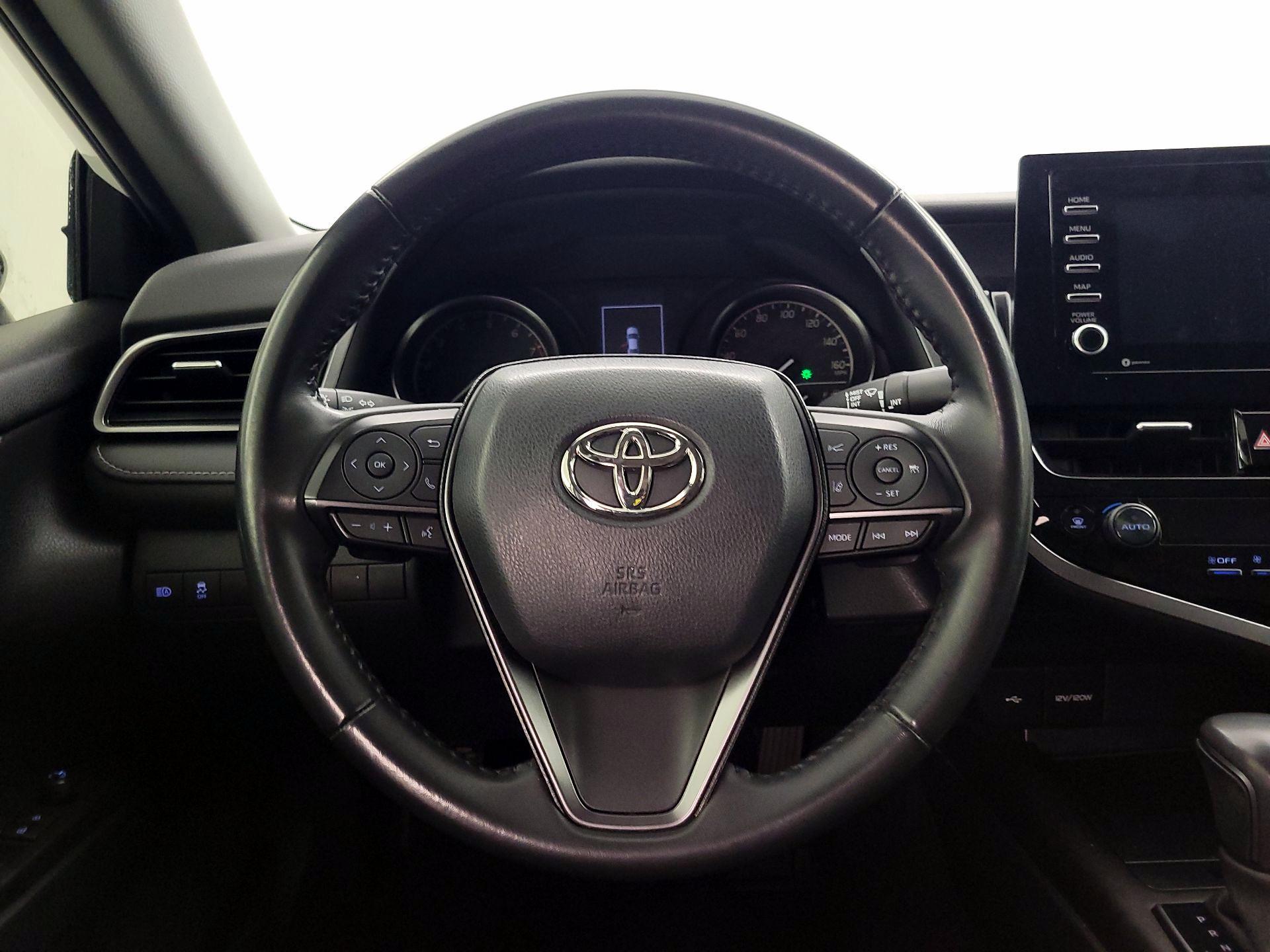 Thumbnail: 2023 Toyota Camry - 10