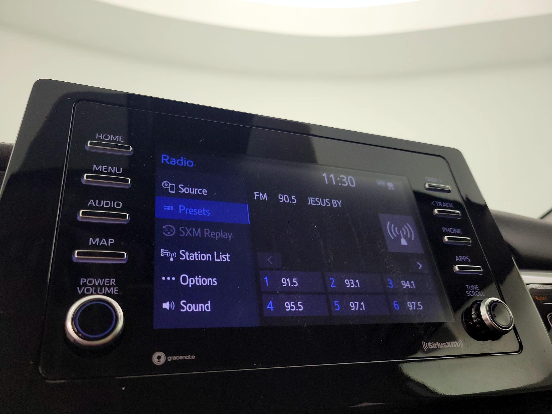 Thumbnail: 2023 Toyota Camry - 15