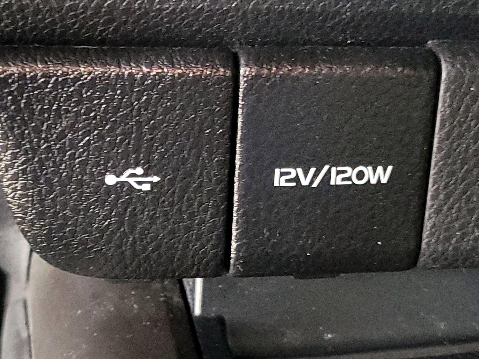 Thumbnail: 2023 Toyota Camry - 18