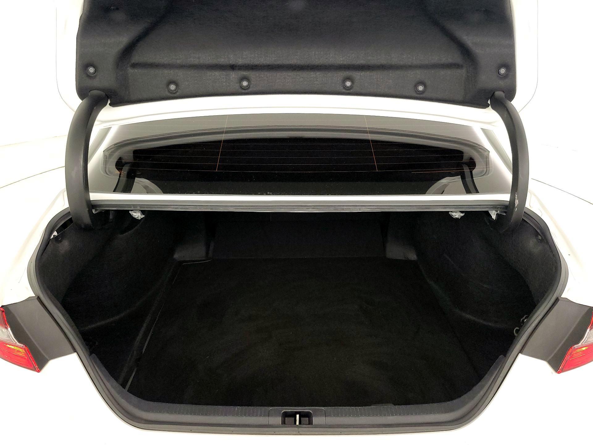 Thumbnail: 2023 Toyota Camry - 20