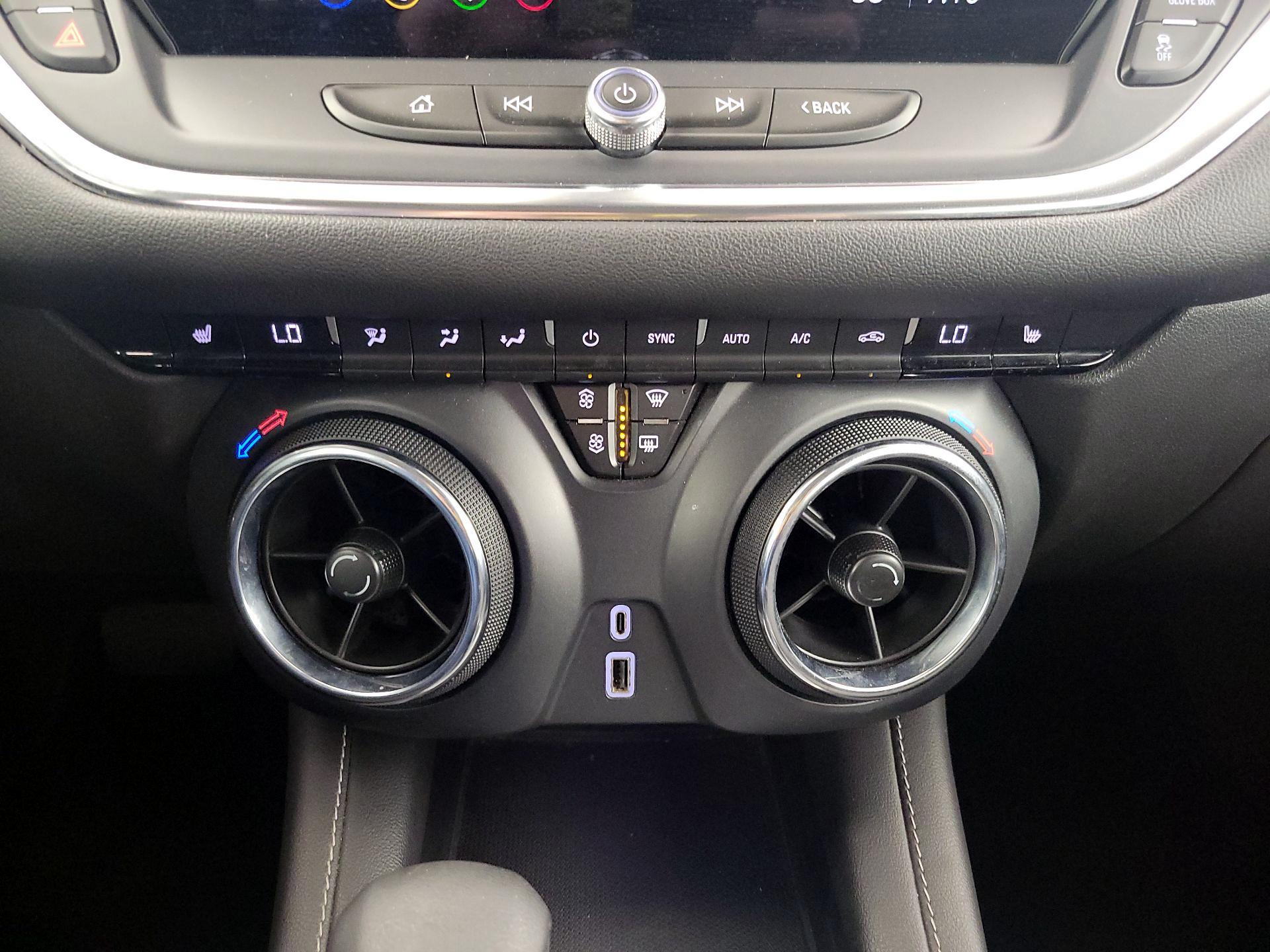 Thumbnail: 2024 Chevrolet Blazer - 16