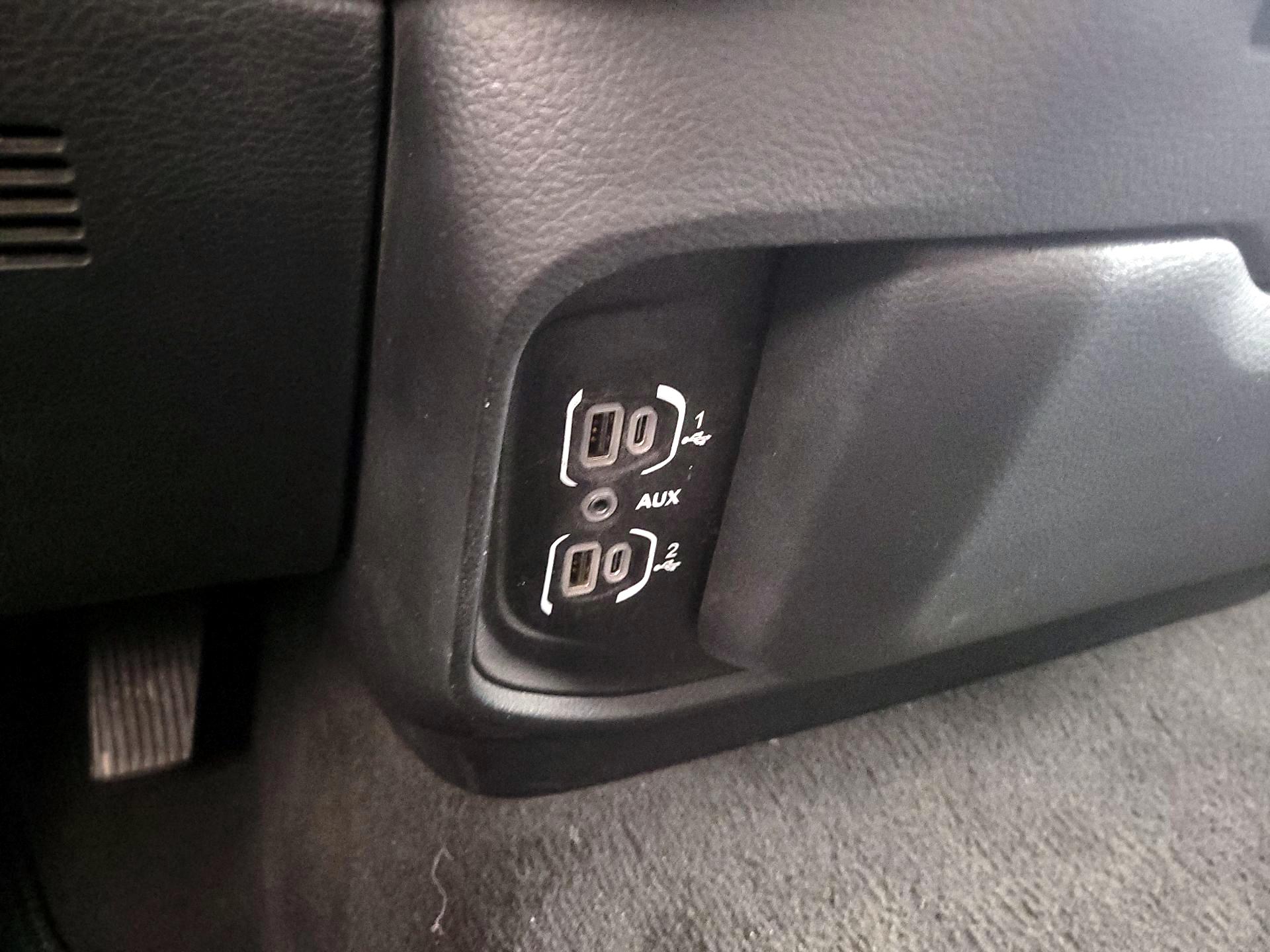 Thumbnail: 2023 RAM 1500 - 18