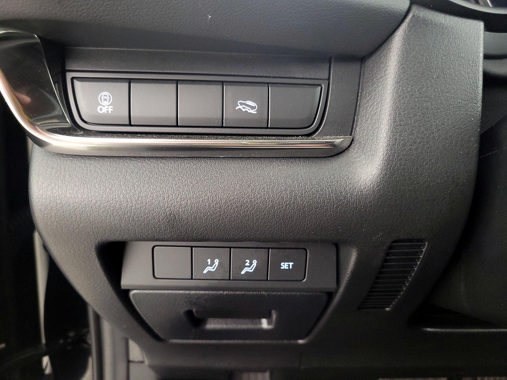 Thumbnail: 2023 Mazda CX-30 - 13