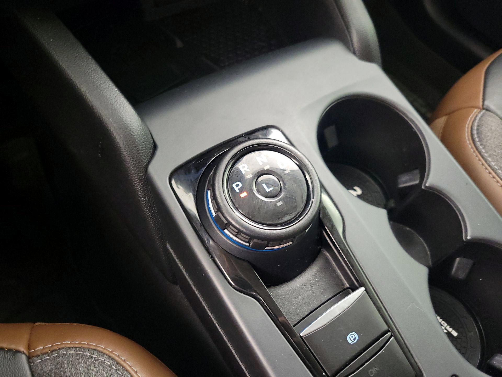 Thumbnail: 2023 Ford Bronco Sport - 18