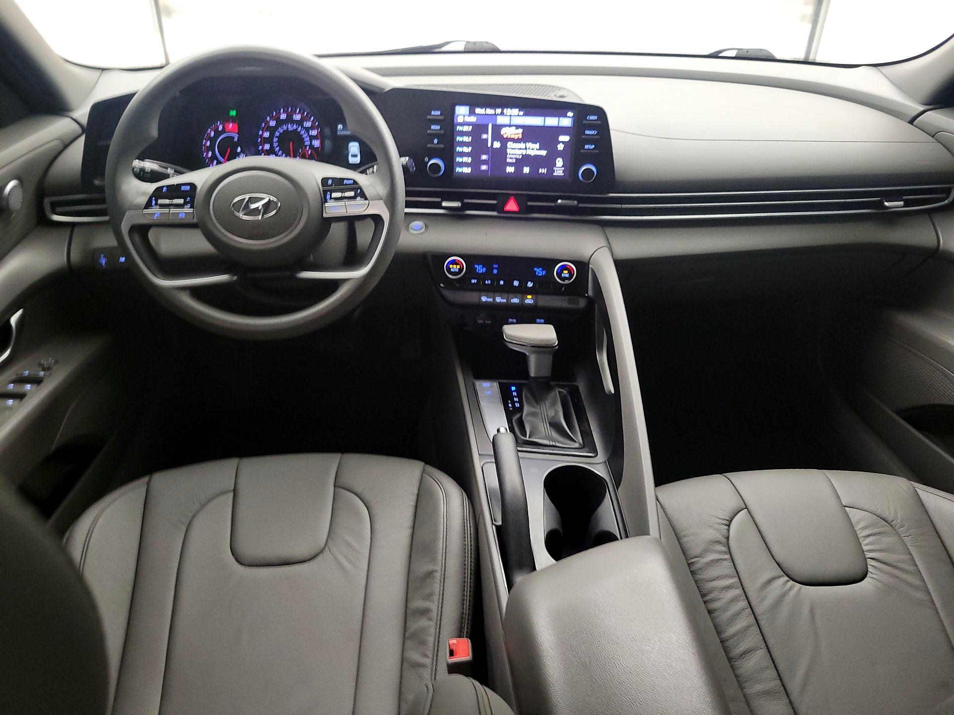 Thumbnail: 2023 Hyundai Elantra - 9