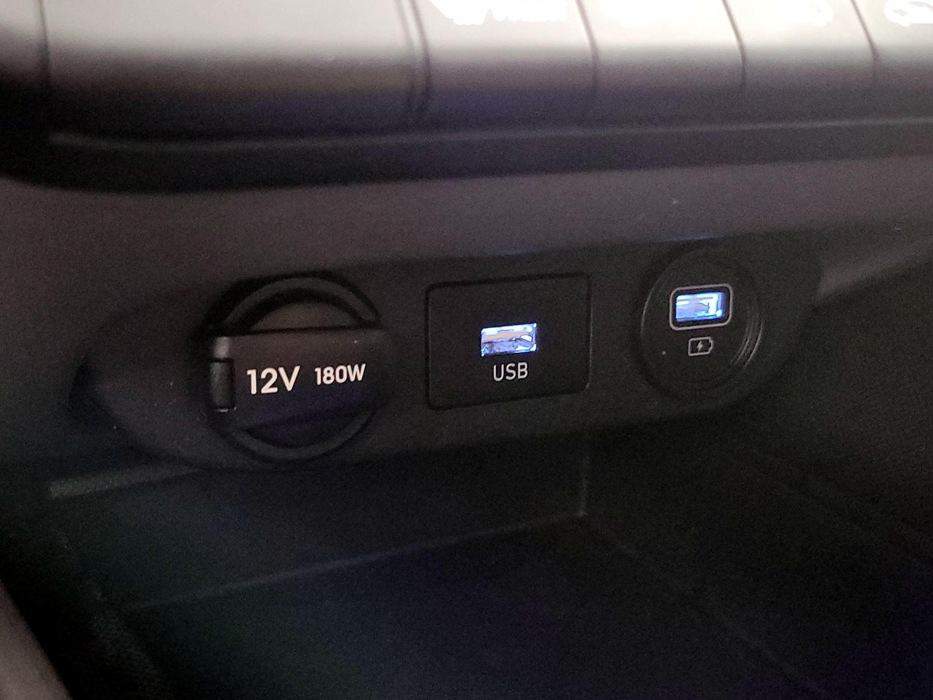 Thumbnail: 2023 Hyundai Elantra - 18