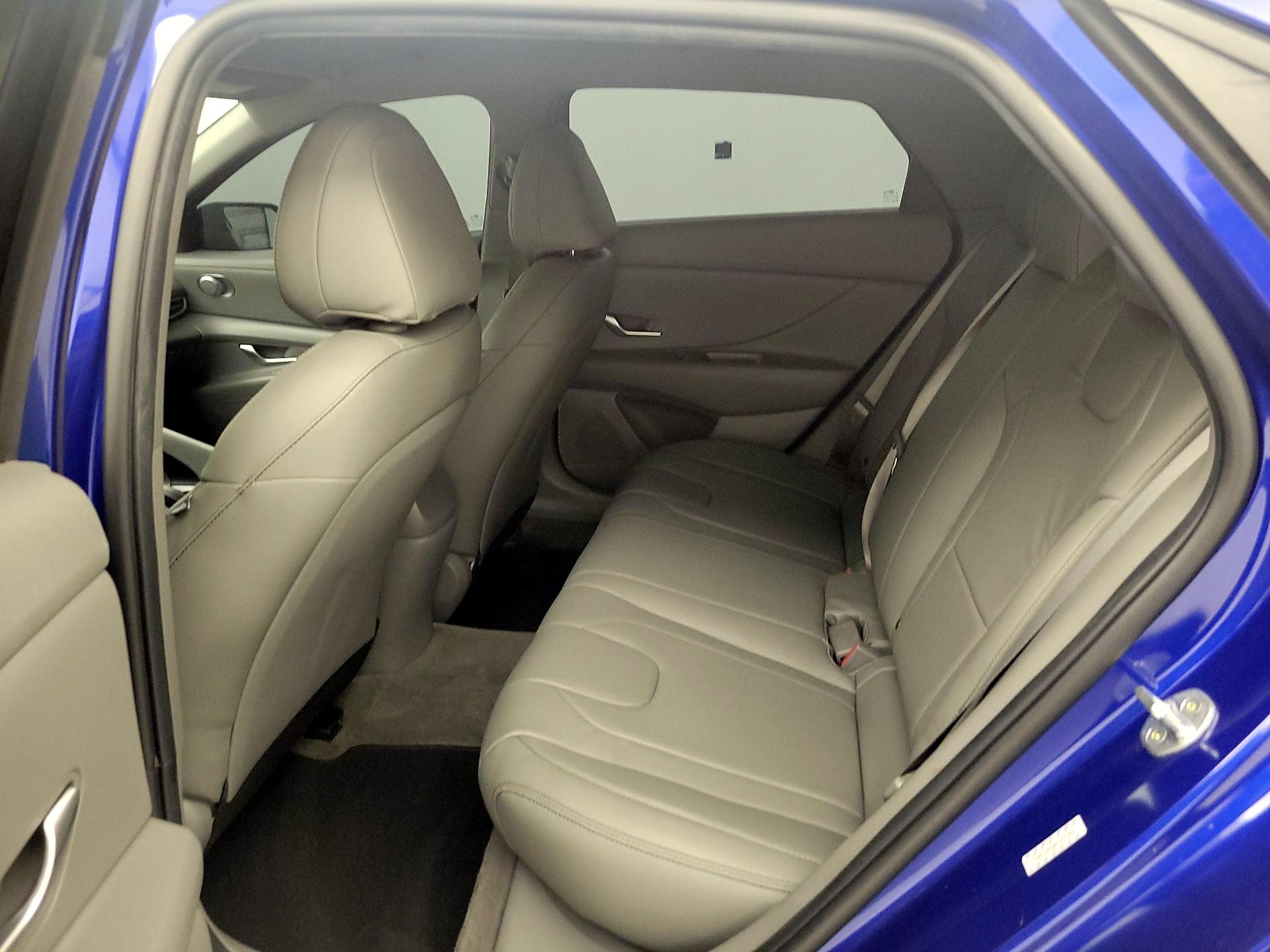 Thumbnail: 2023 Hyundai Elantra - 19