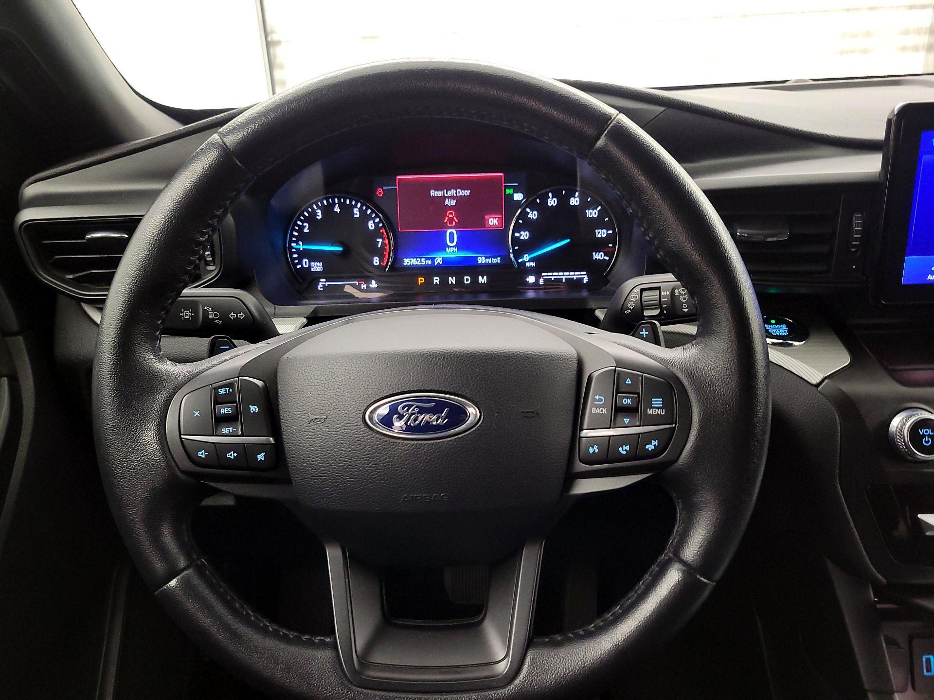 Thumbnail: 2020 Ford Explorer - 10