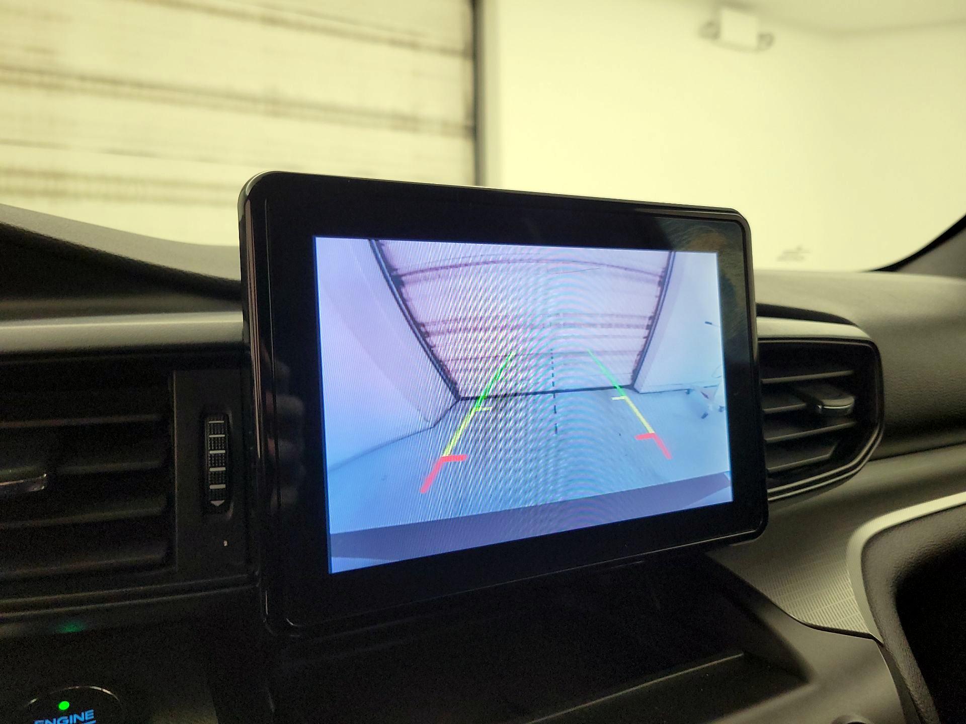 Thumbnail: 2020 Ford Explorer - 14