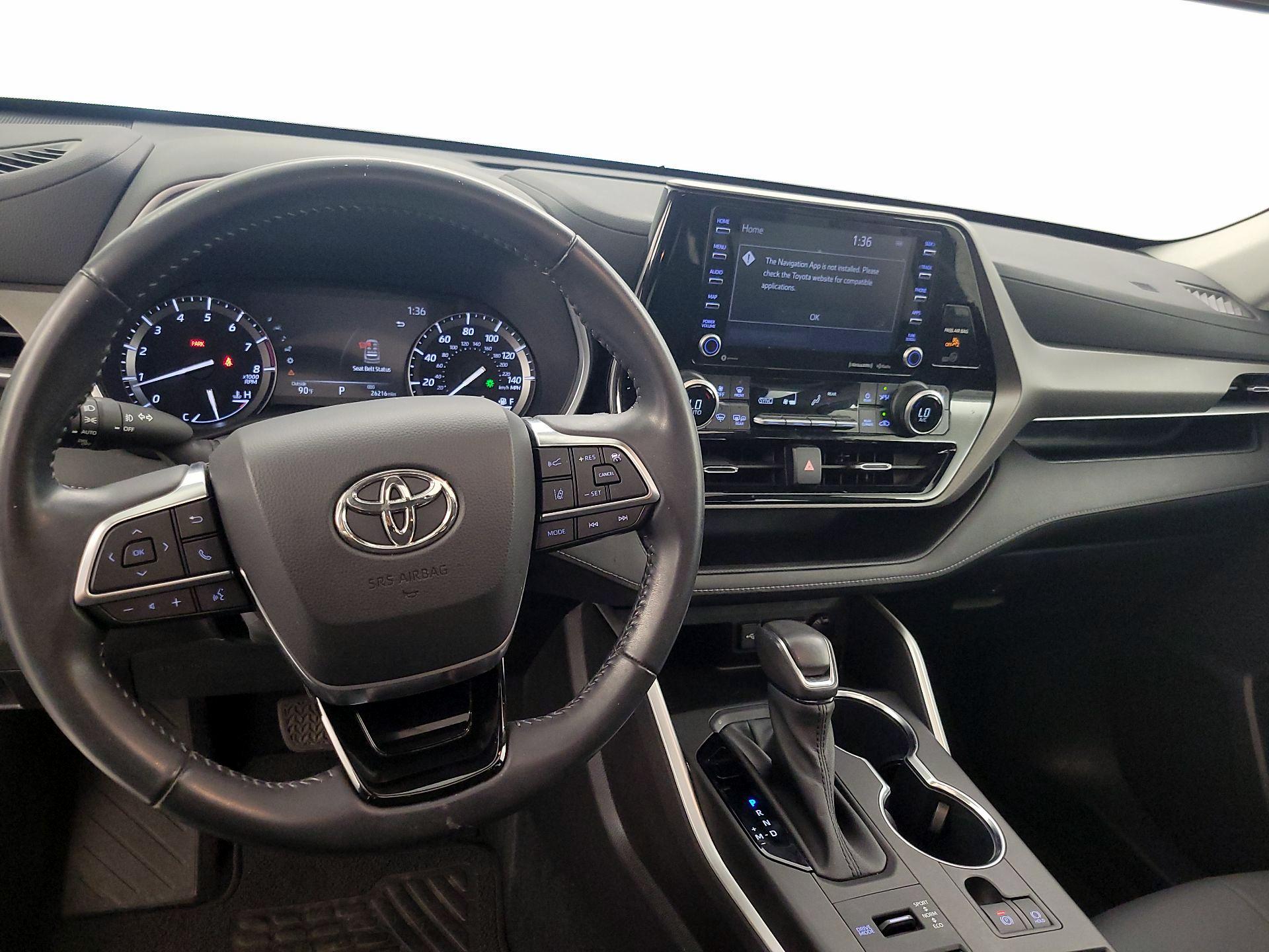 Thumbnail: 2020 Toyota Highlander - 9