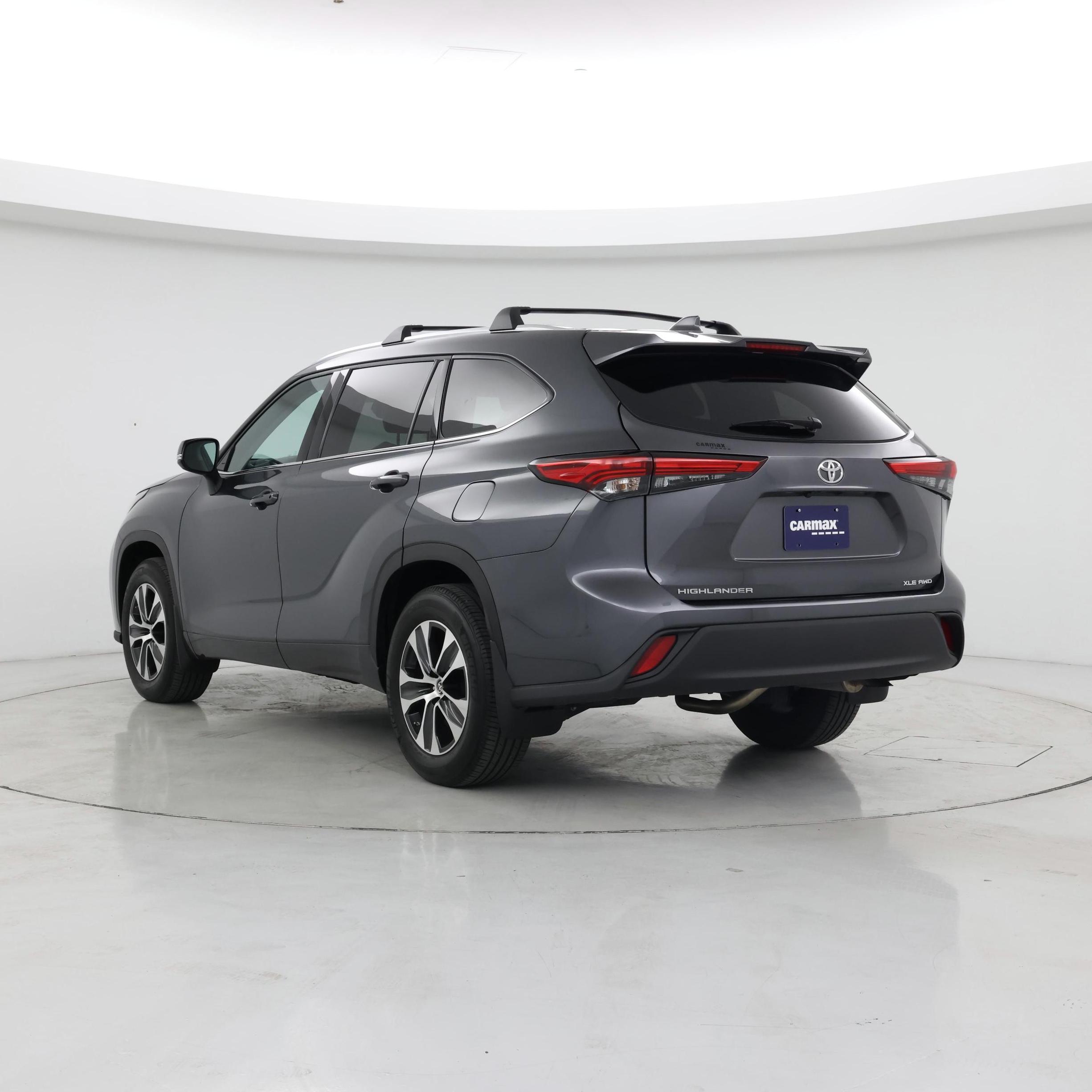Thumbnail: 2020 Toyota Highlander - 2