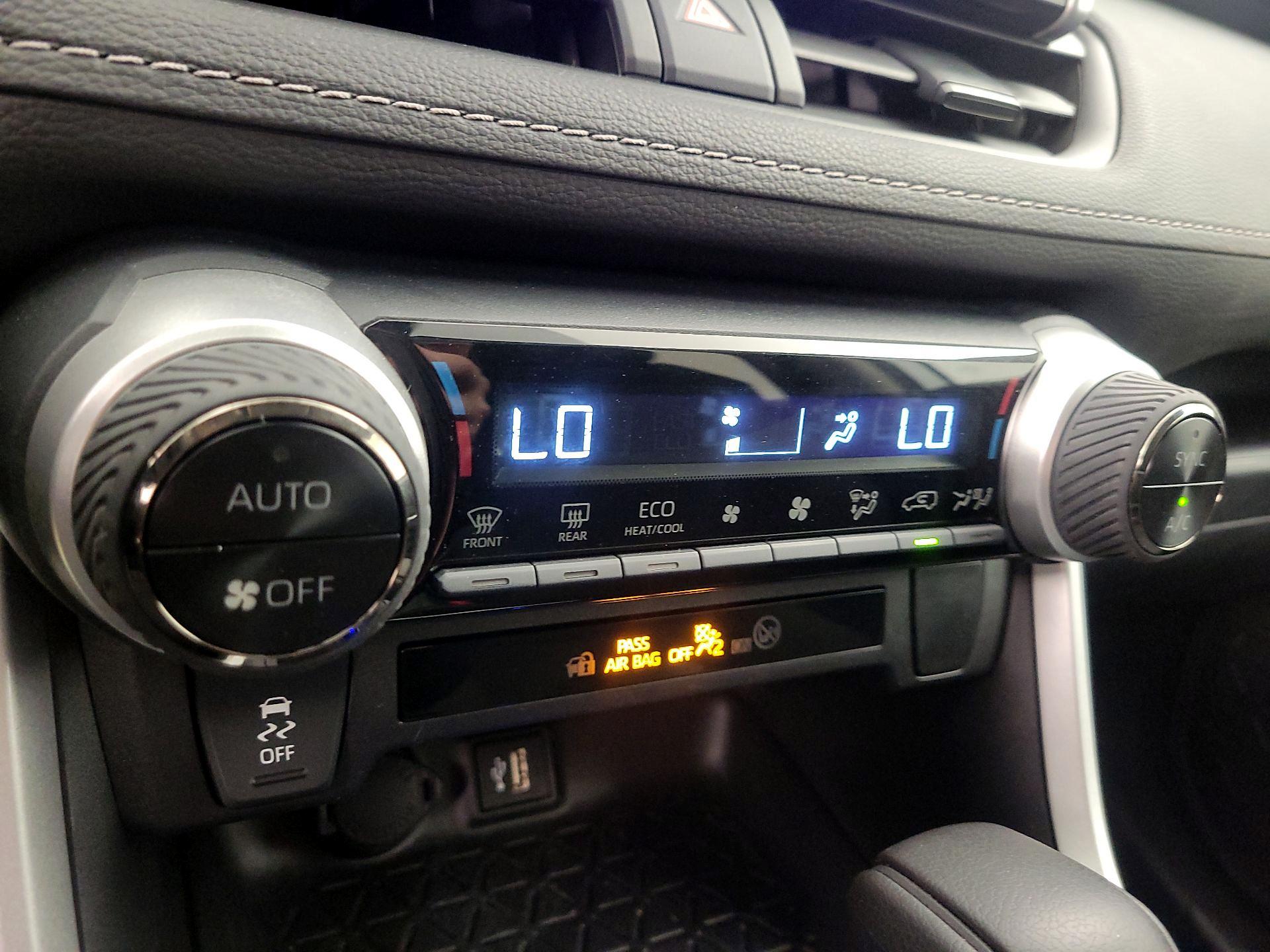 Thumbnail: 2024 Toyota RAV4 - 16