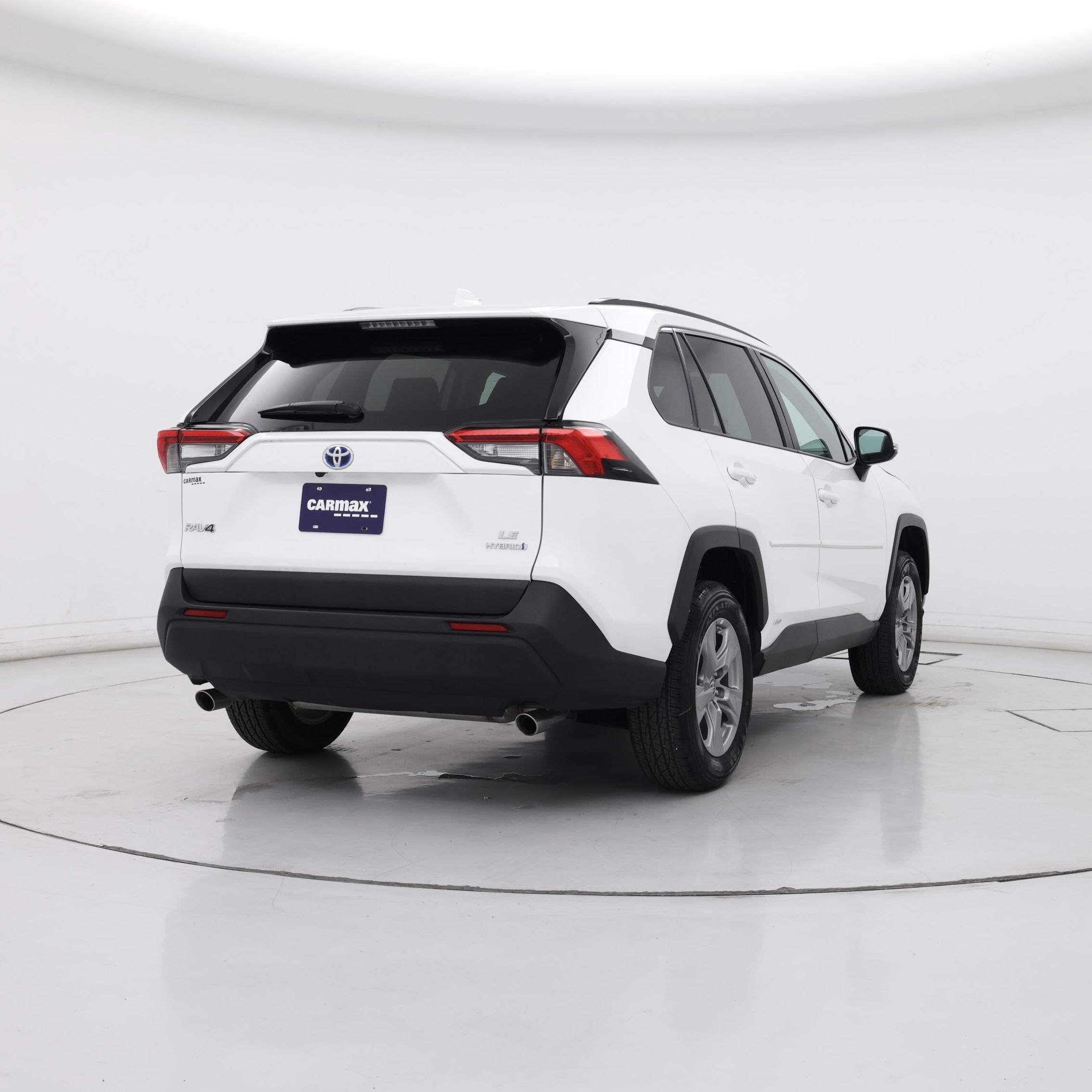 Thumbnail: 2024 Toyota RAV4 - 8