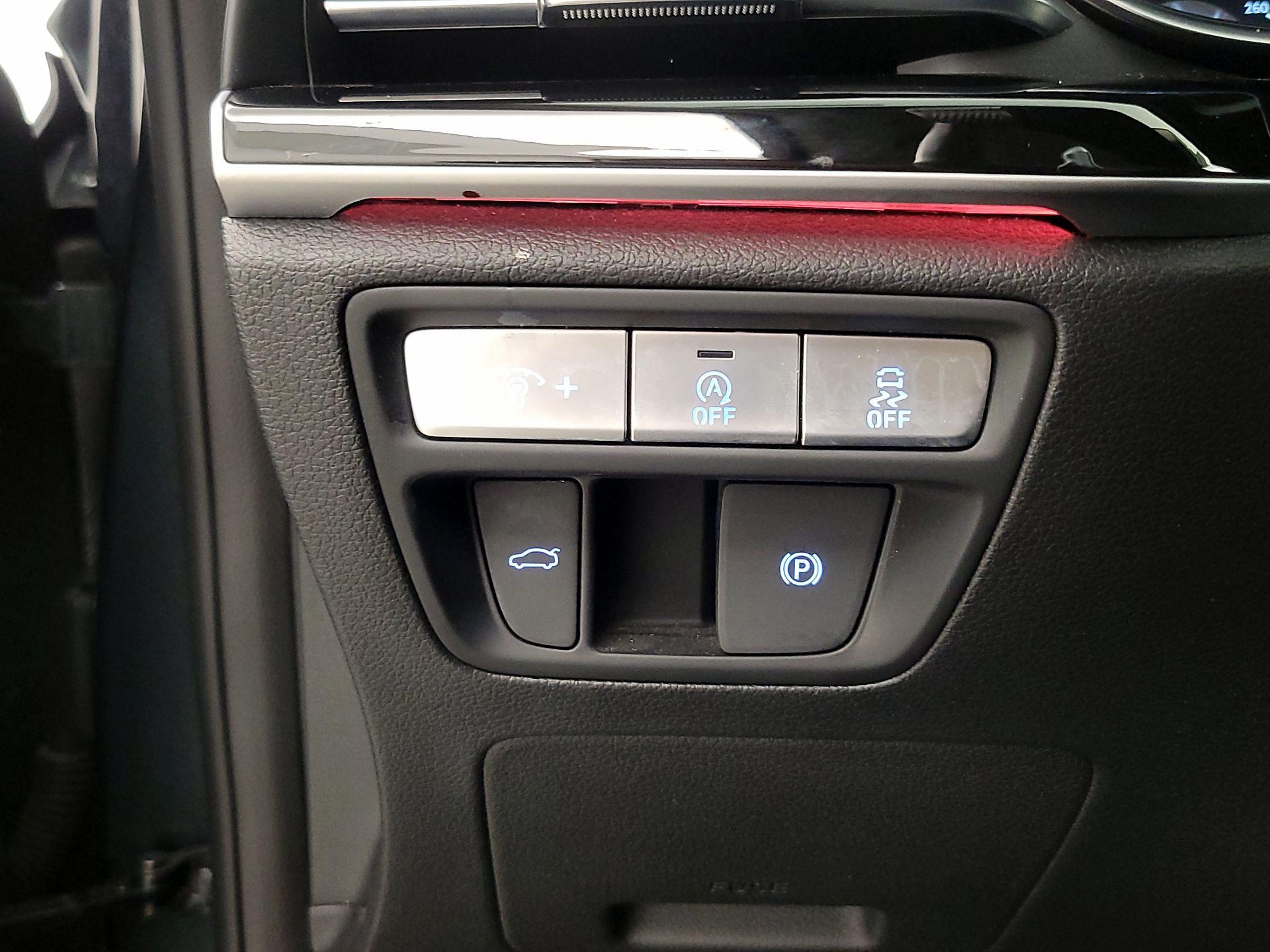 Thumbnail: 2024 Genesis G80 - 13