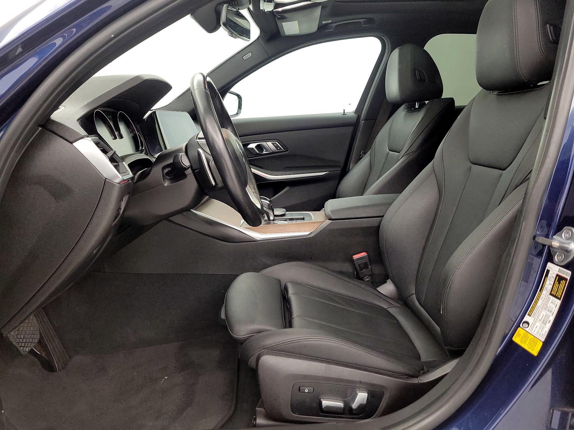 Thumbnail: 2020 BMW 3 Series - 11