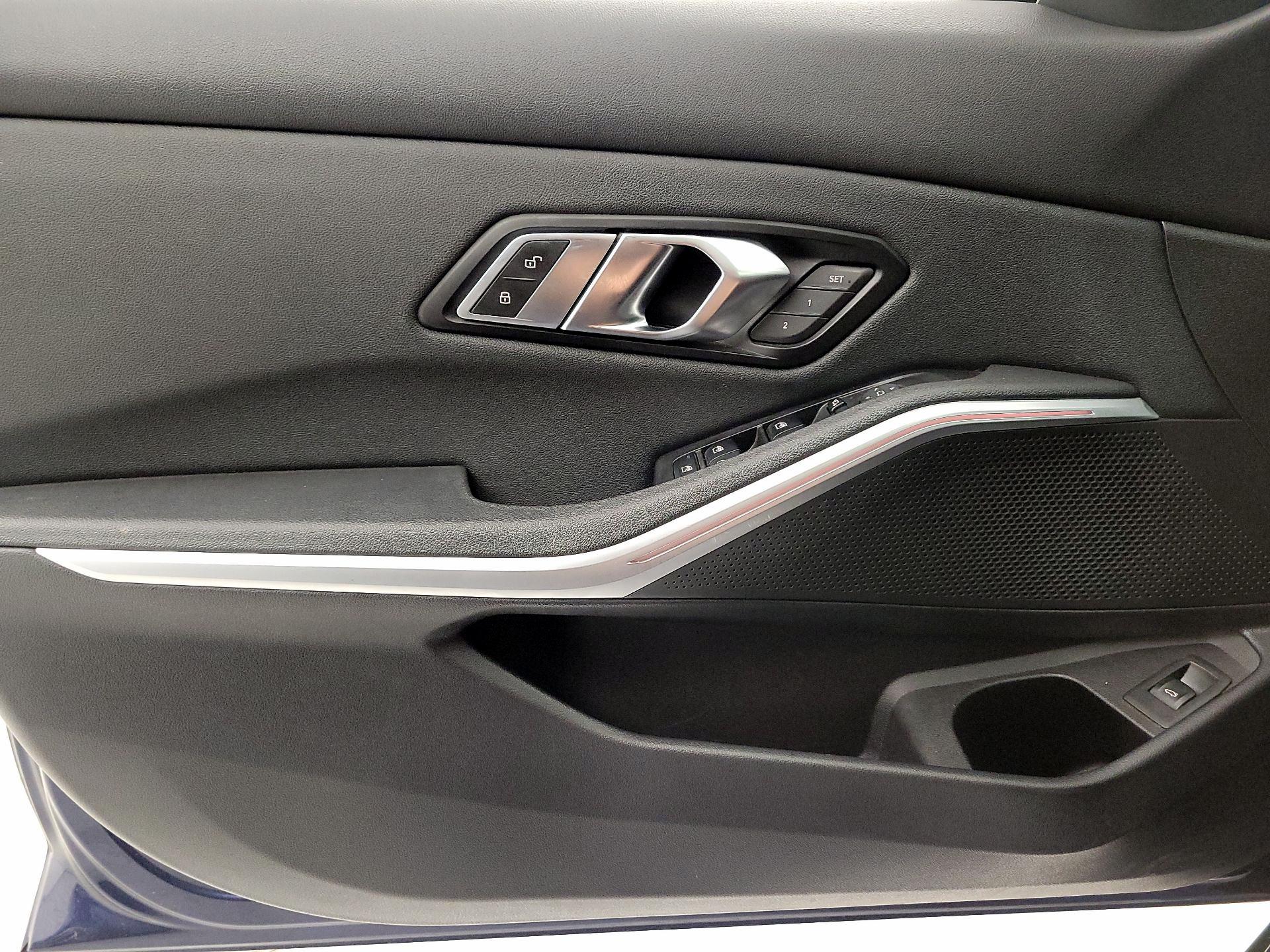 Thumbnail: 2020 BMW 3 Series - 12