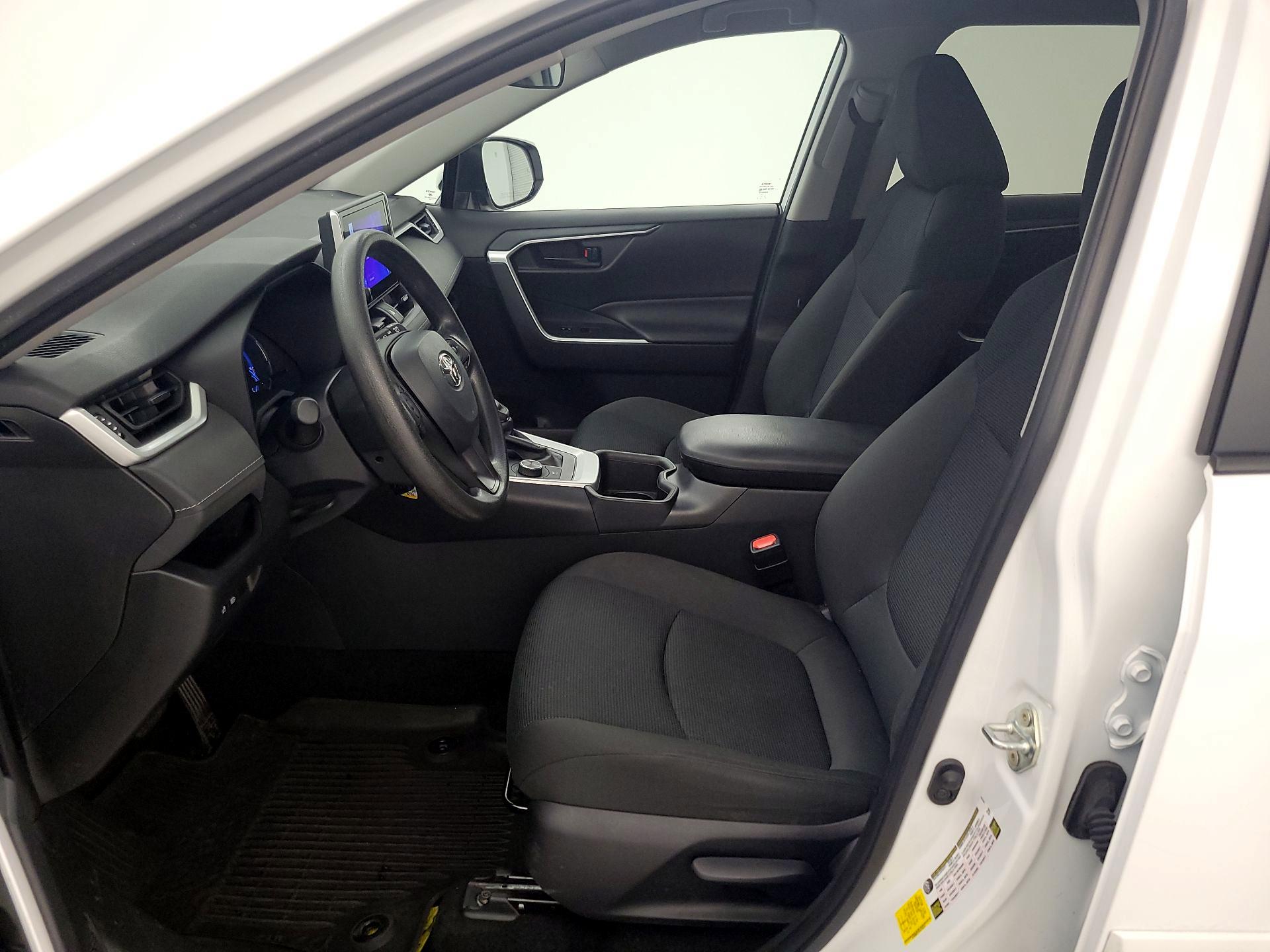 Thumbnail: 2024 Toyota RAV4 - 11