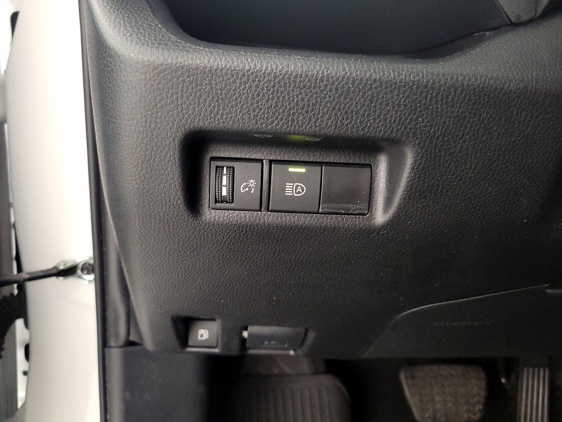 Thumbnail: 2024 Toyota RAV4 - 13