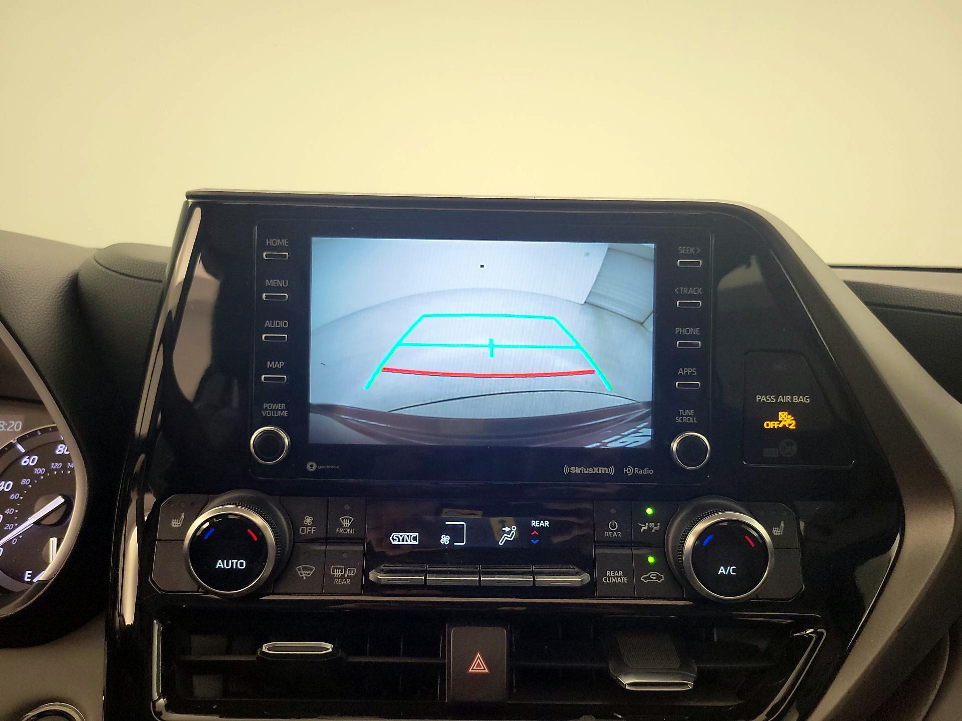 Thumbnail: 2022 Toyota Highlander - 15