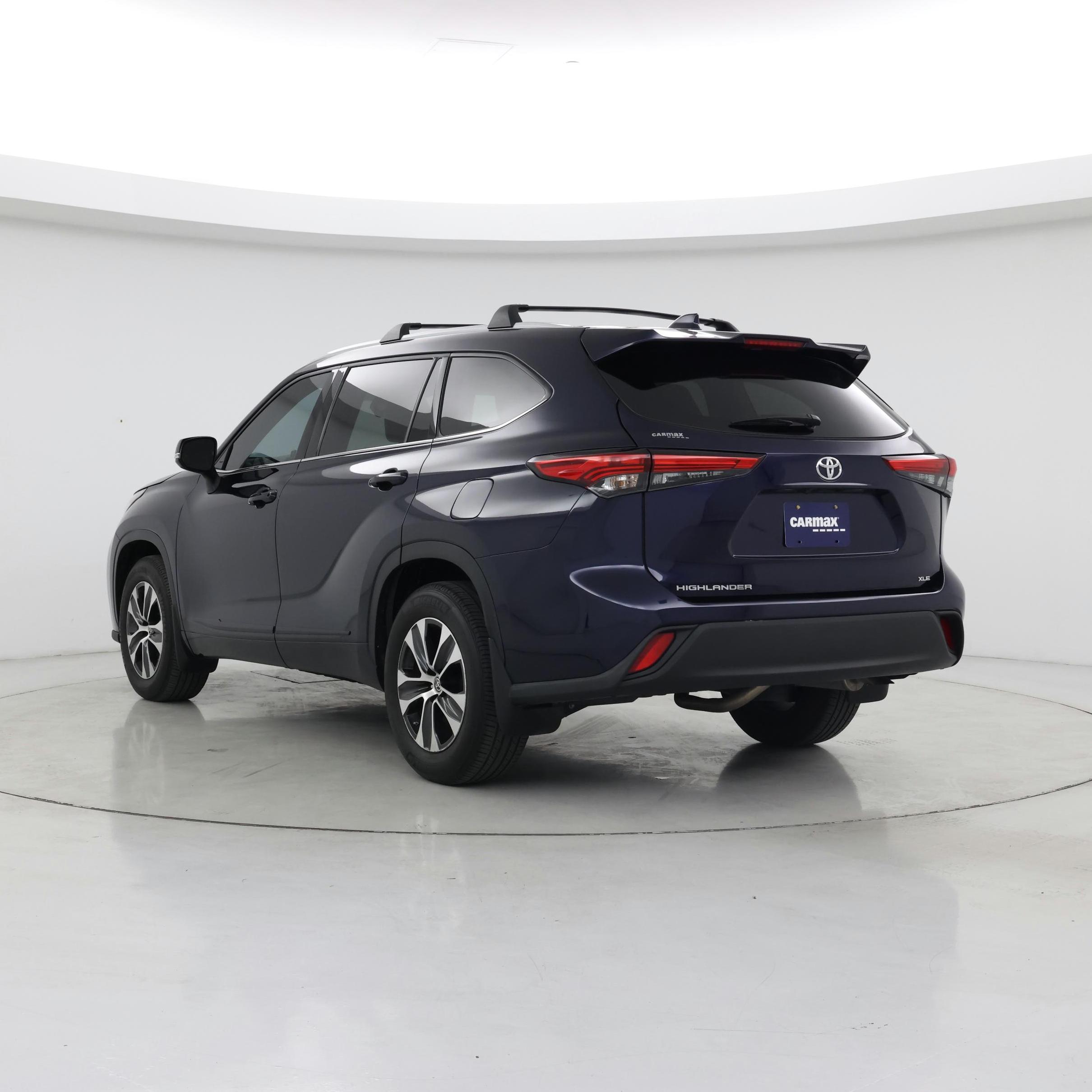 Thumbnail: 2022 Toyota Highlander - 2