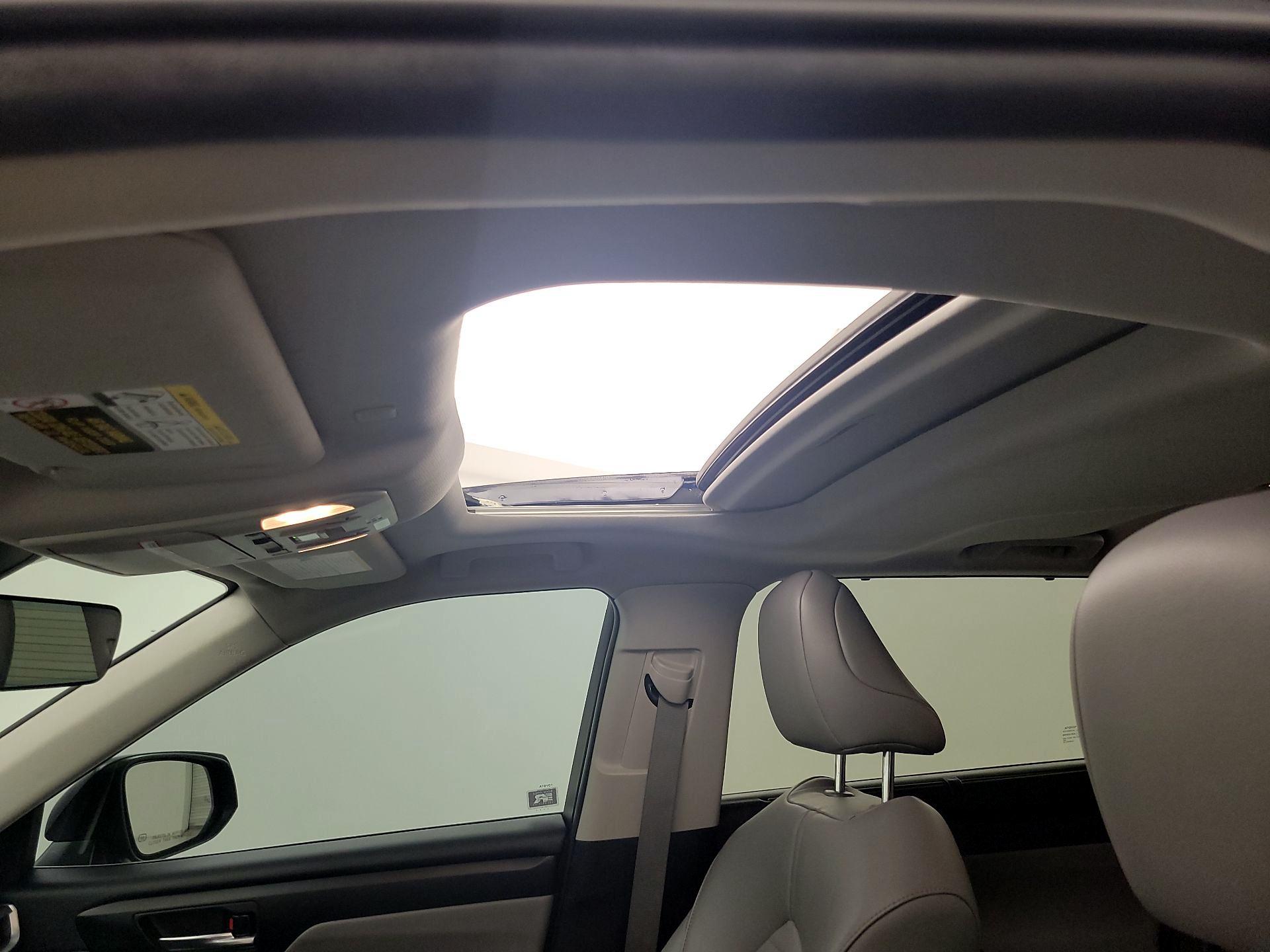 Thumbnail: 2022 Toyota Highlander - 20