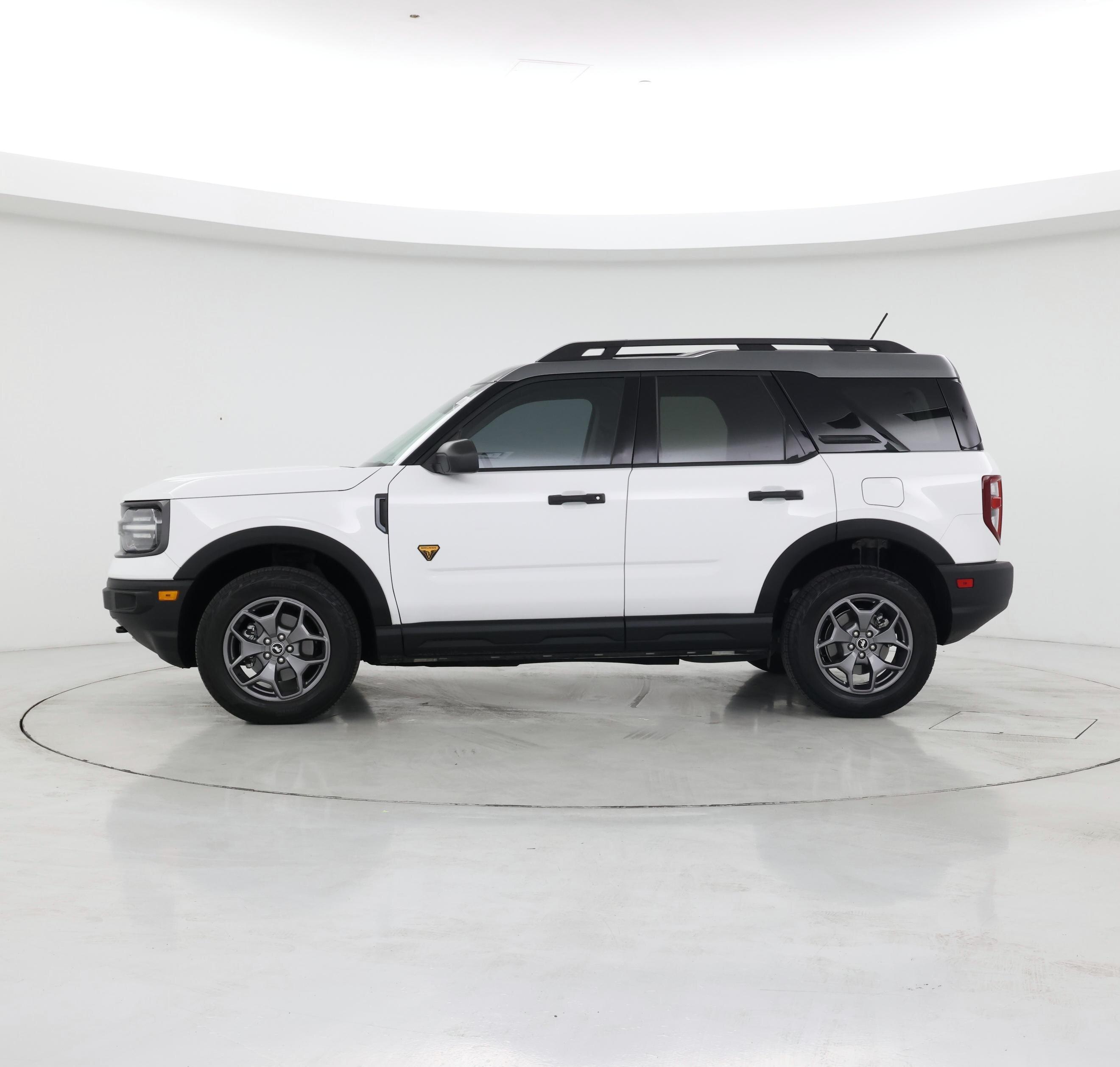 Thumbnail: 2023 Ford Bronco Sport - 3