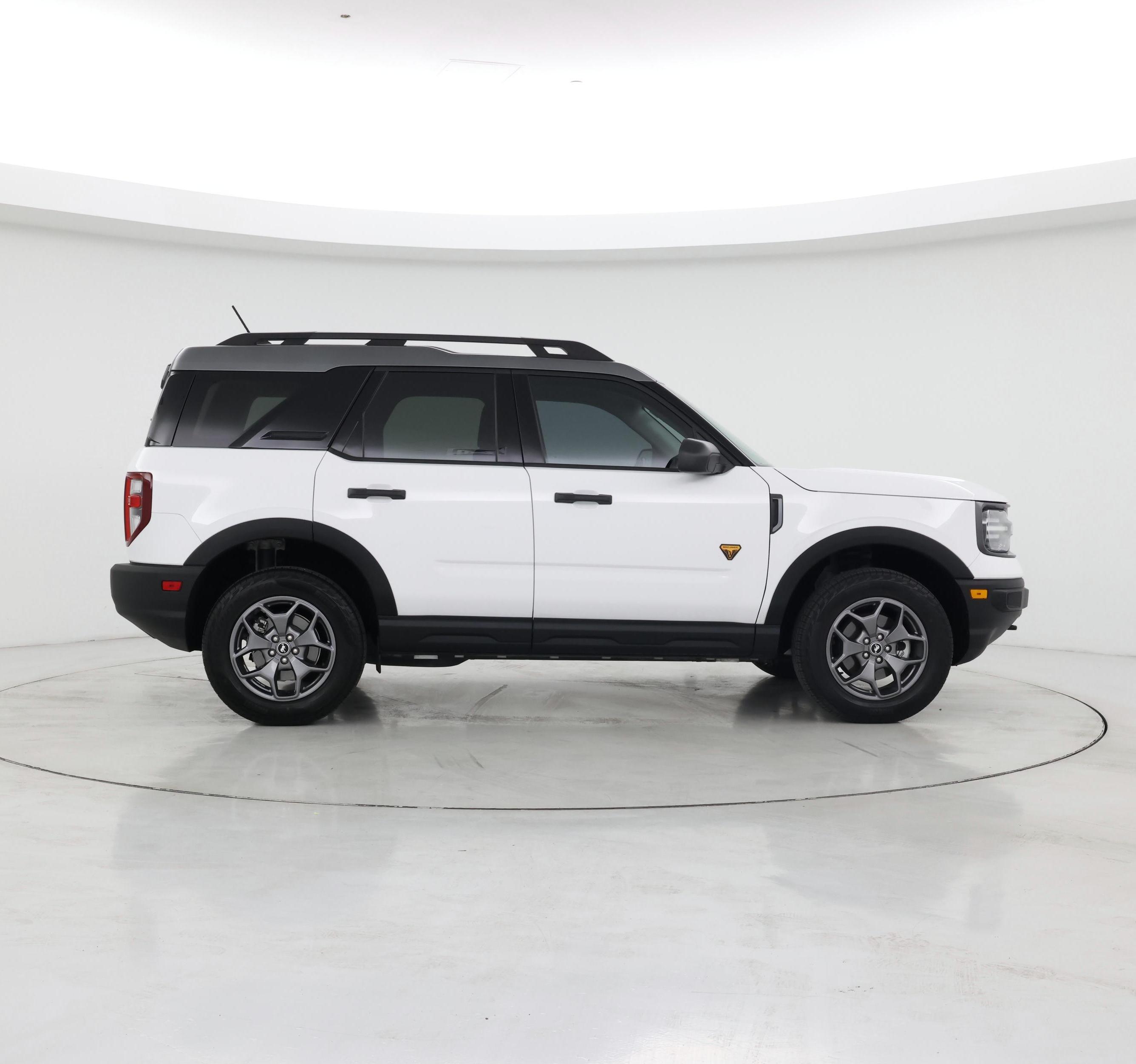 Thumbnail: 2023 Ford Bronco Sport - 7