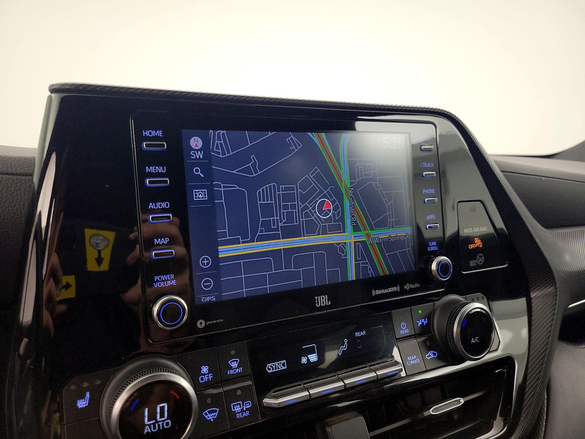 Thumbnail: 2022 Toyota Highlander - 14