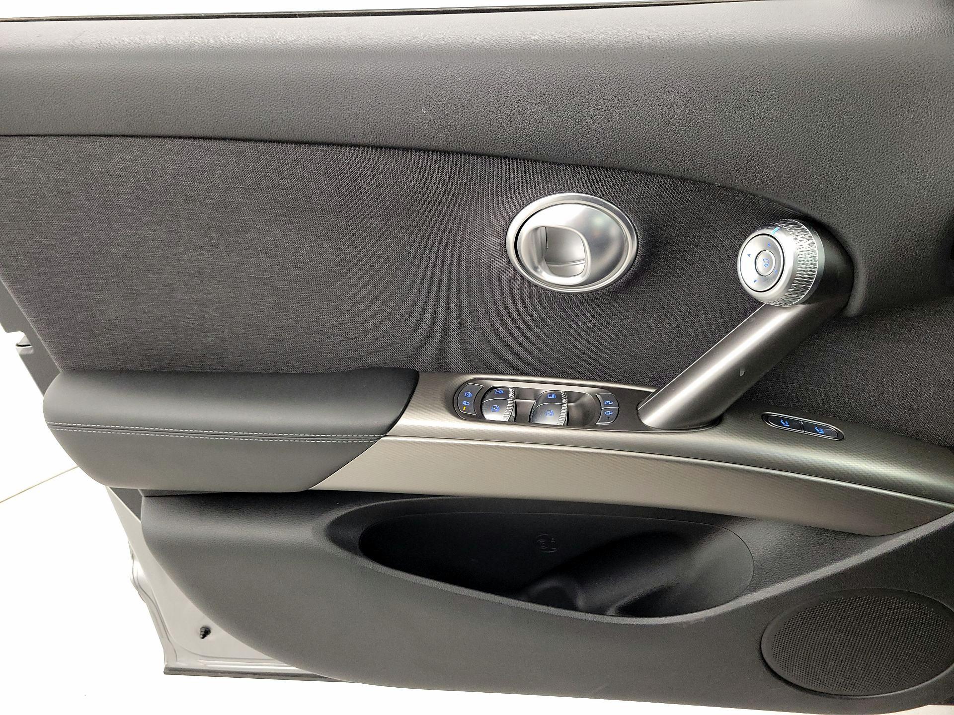 Thumbnail: 2024 Genesis GV60 - 12