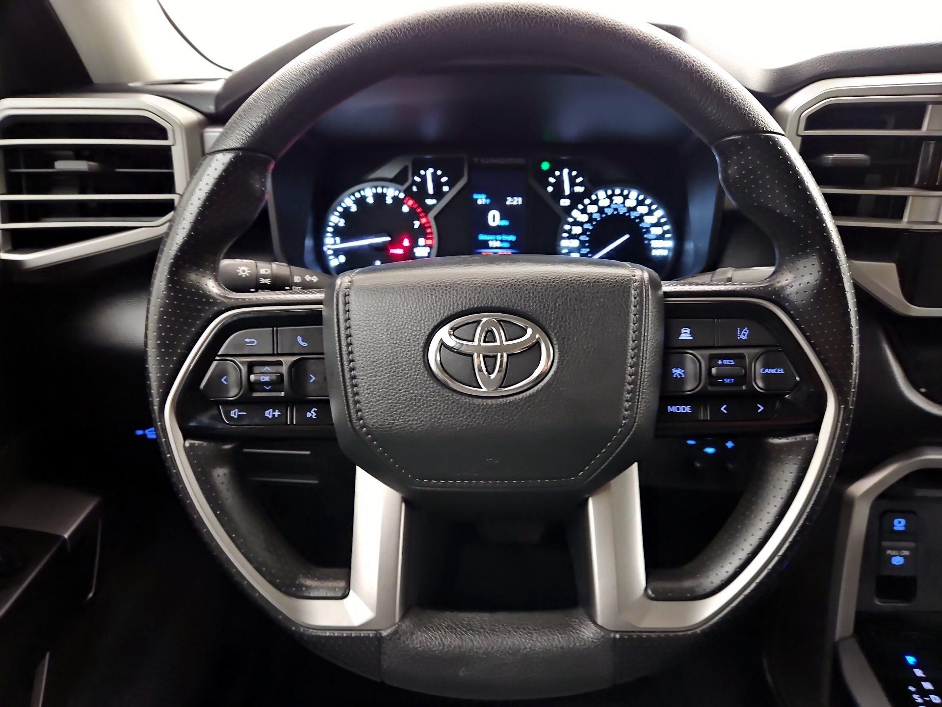 Thumbnail: 2024 Toyota Tundra - 10