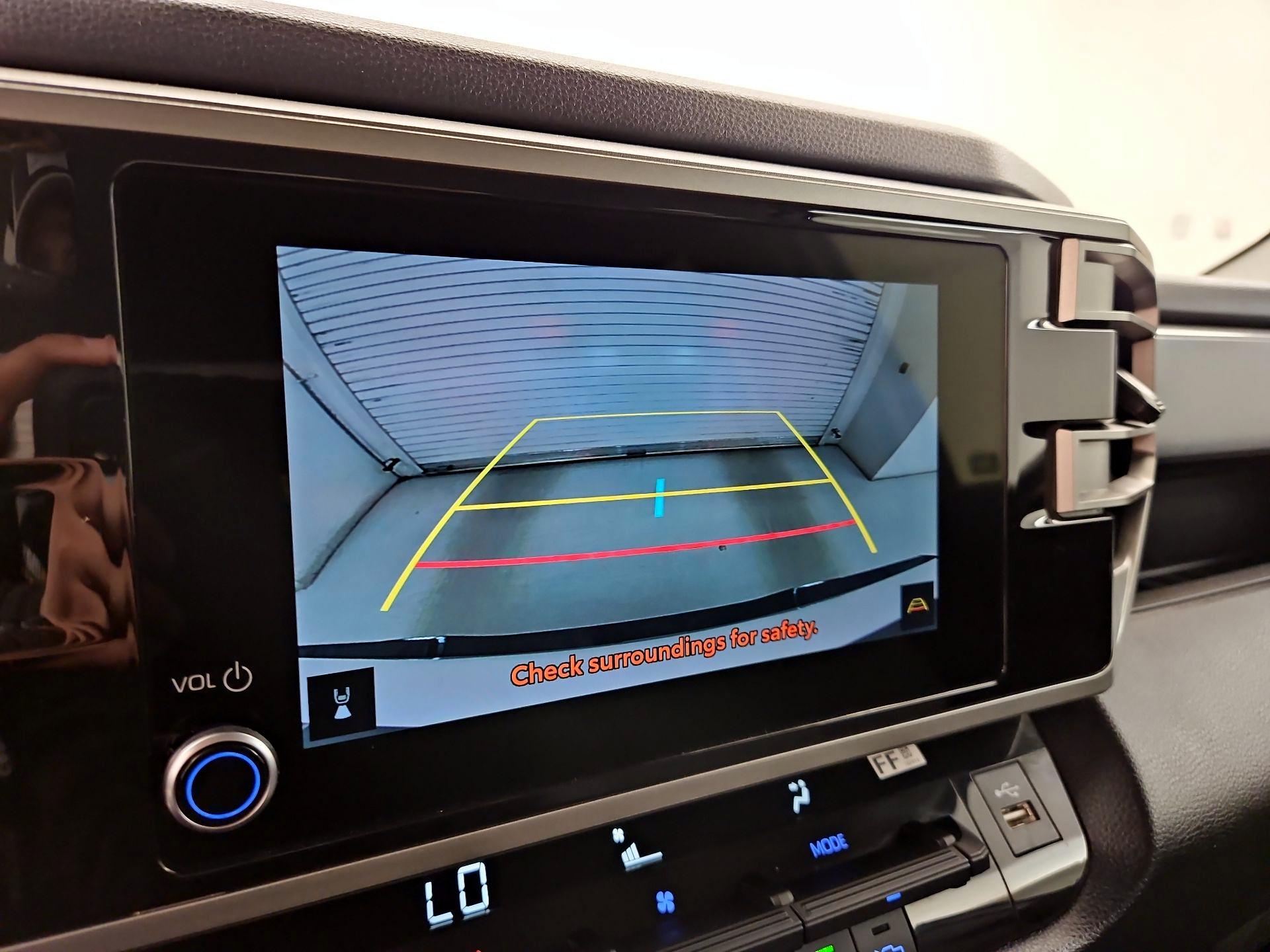 Thumbnail: 2024 Toyota Tundra - 14