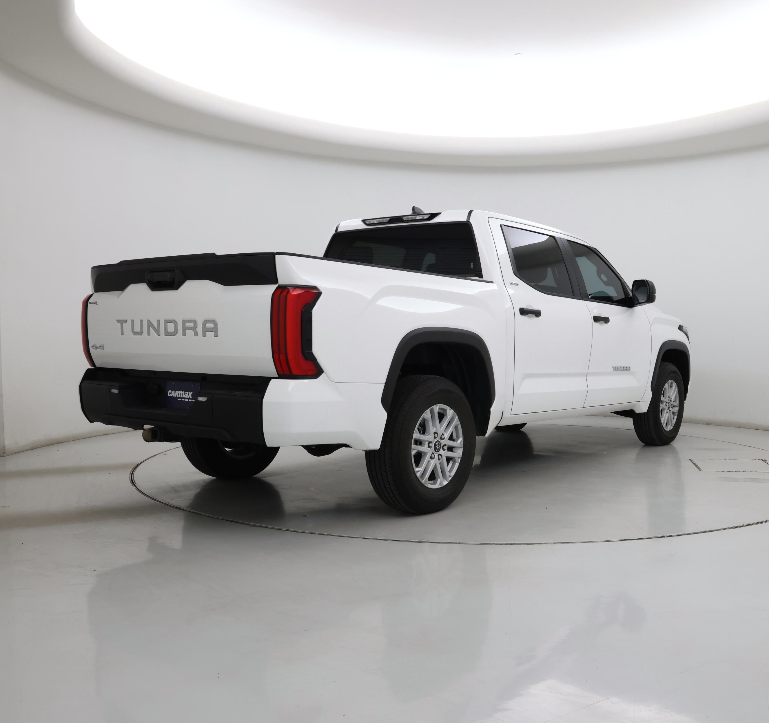Thumbnail: 2024 Toyota Tundra - 8