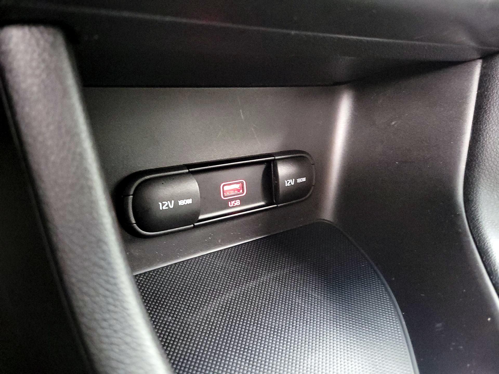 Thumbnail: 2020 Kia Sportage - 18