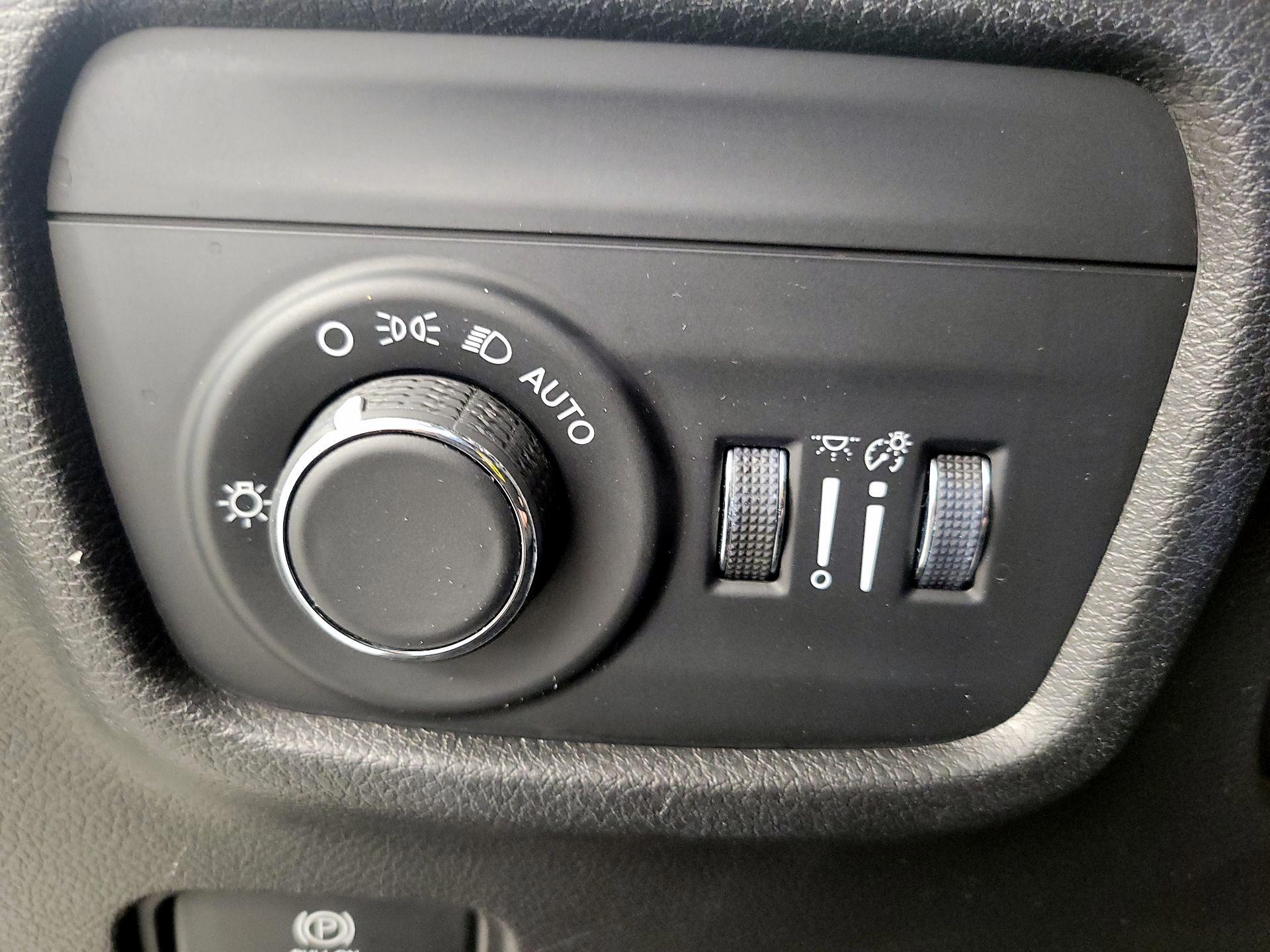 Thumbnail: 2023 Jeep Grand Cherokee L - 13