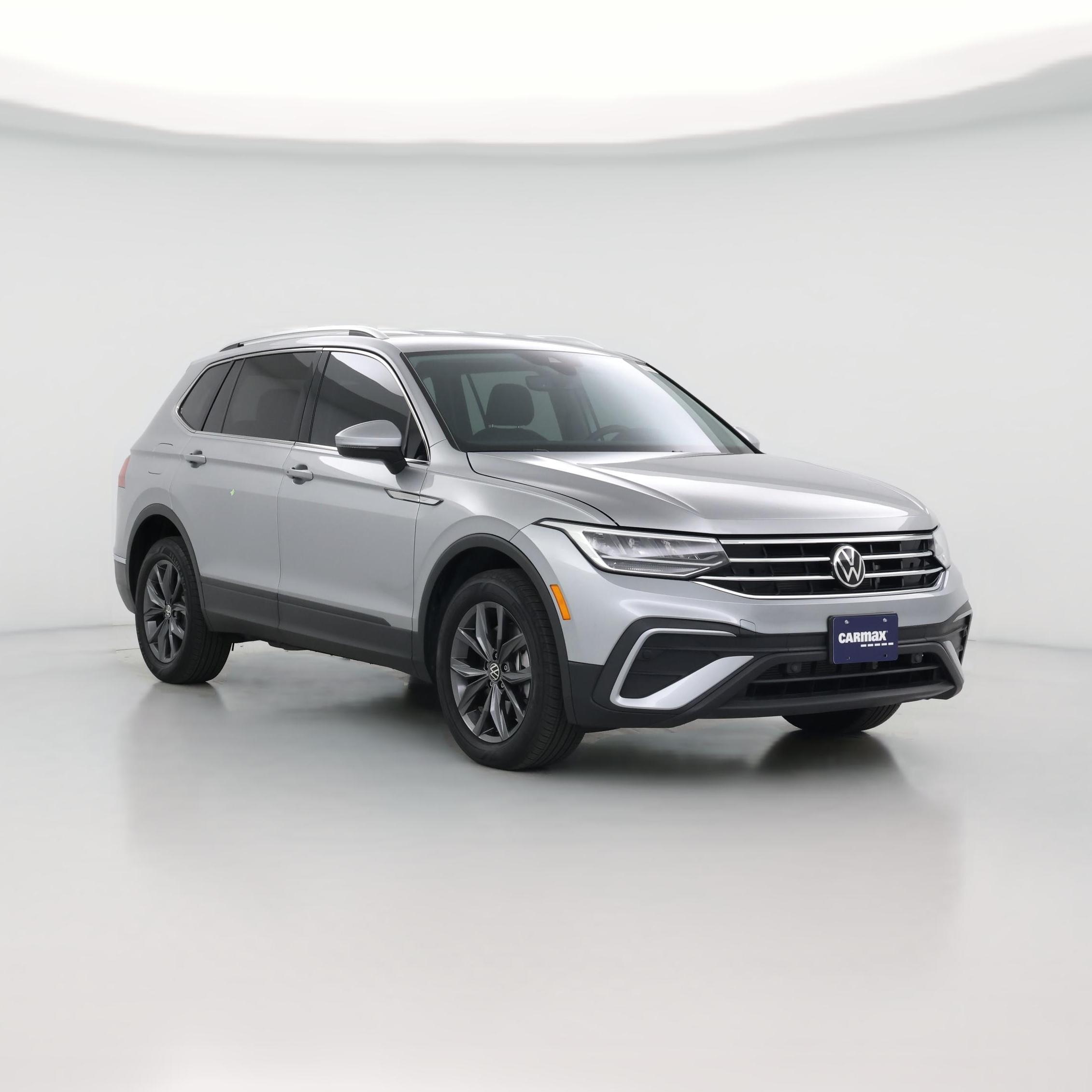 Thumbnail: 2022 Volkswagen Tiguan - 1