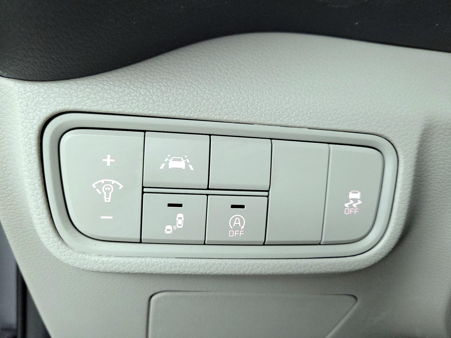 Thumbnail: 2022 Kia Soul - 13