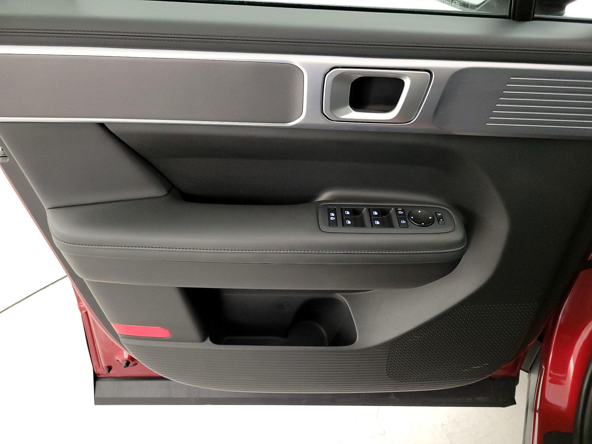 Thumbnail: 2024 Hyundai Santa Fe - 12