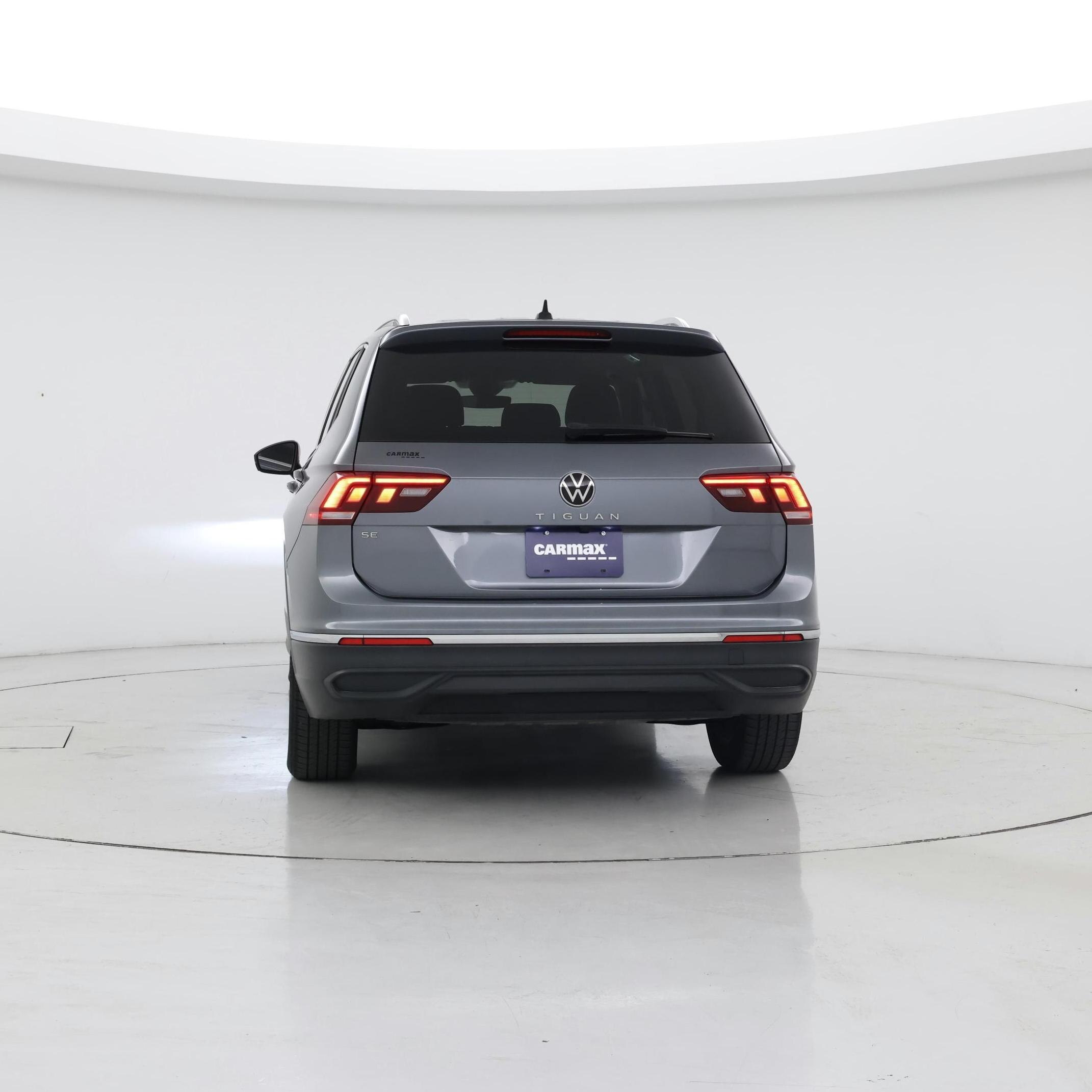 Thumbnail: 2022 Volkswagen Tiguan - 6