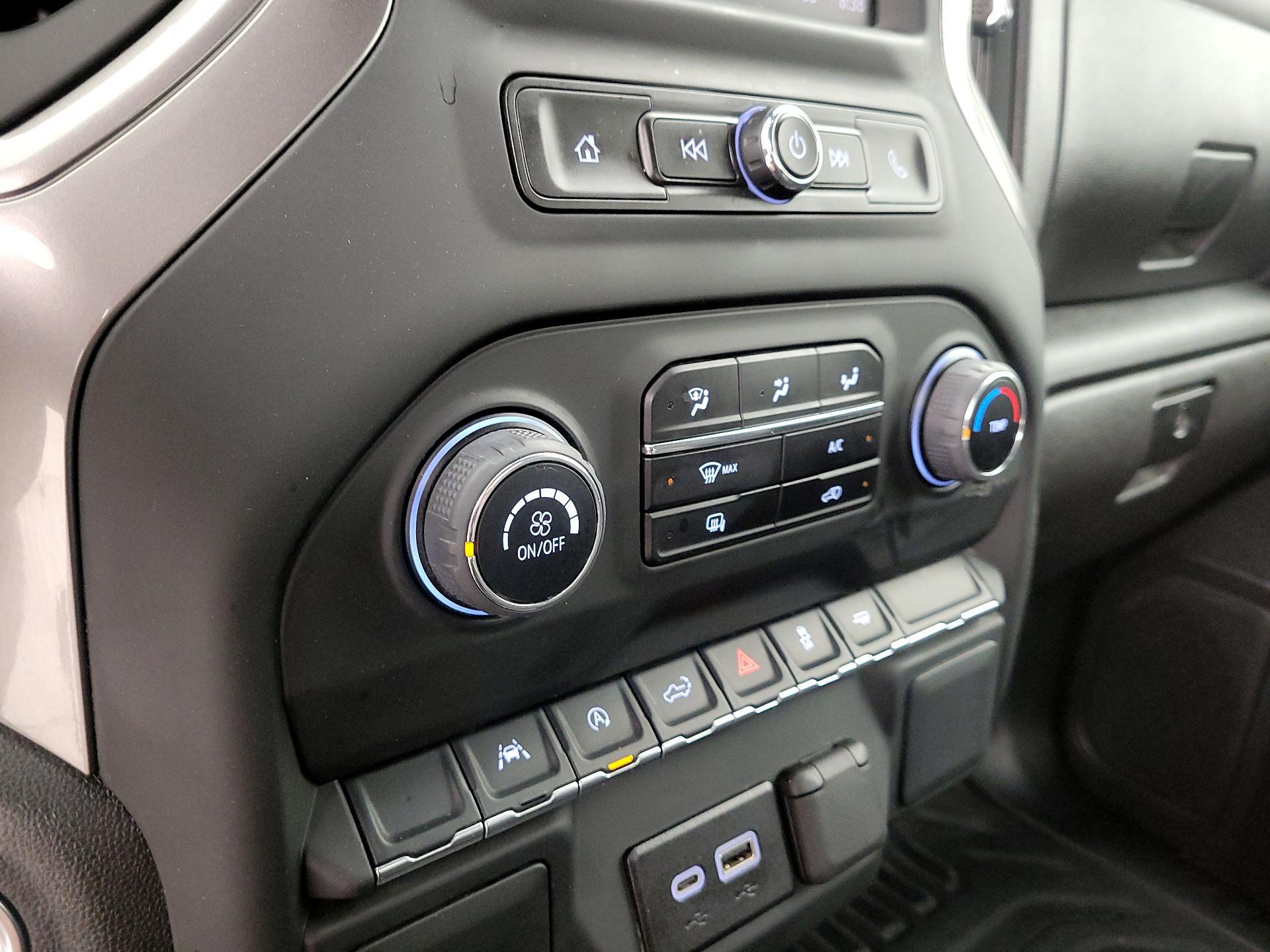 Thumbnail: 2024 Chevrolet Silverado 1500 - 16