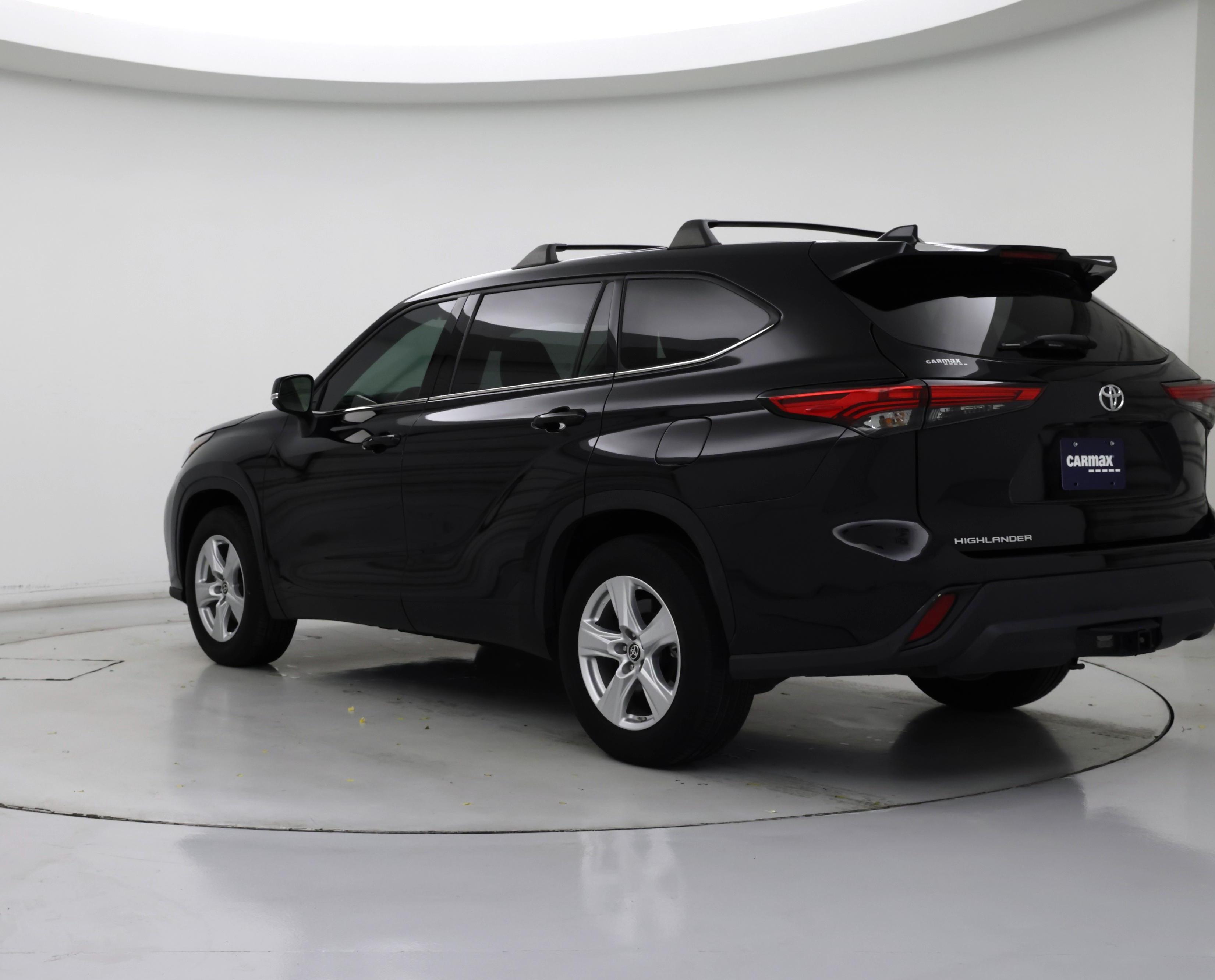 Thumbnail: 2021 Toyota Highlander - 2